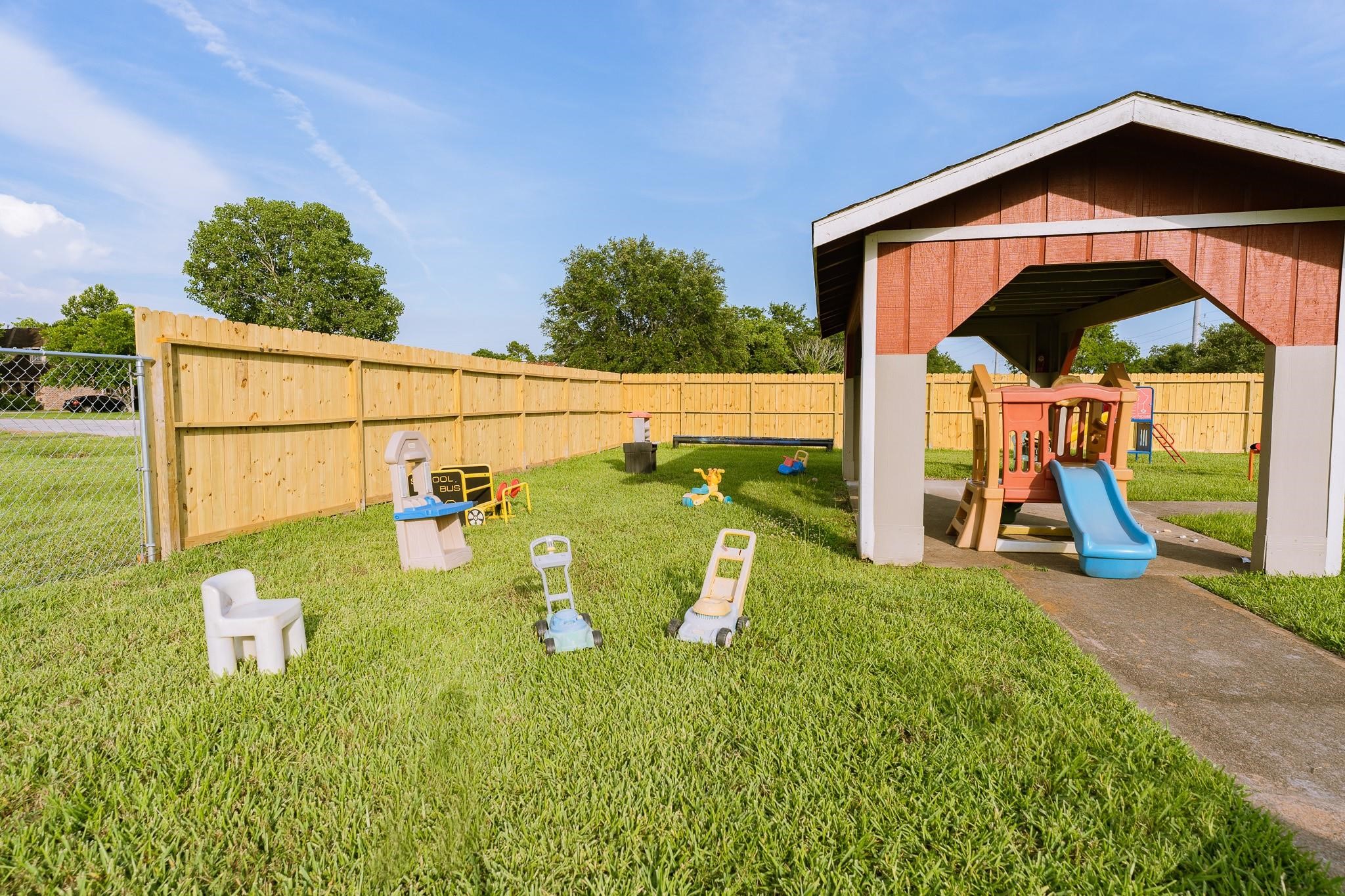 5111 Power Line Road Property Photo 27