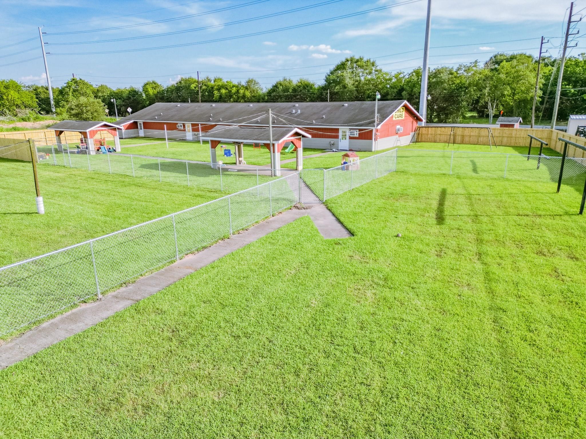 5111 Power Line Road Property Photo 34