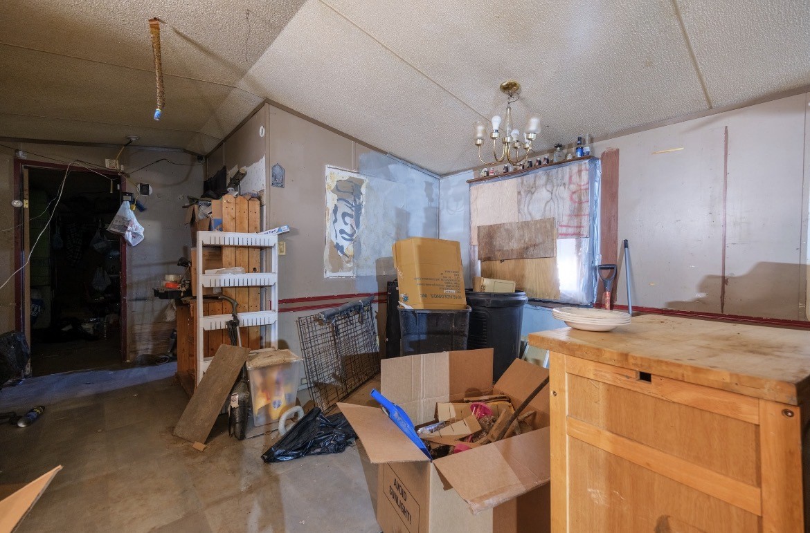 2014 Hawk Lane Property Photo 3