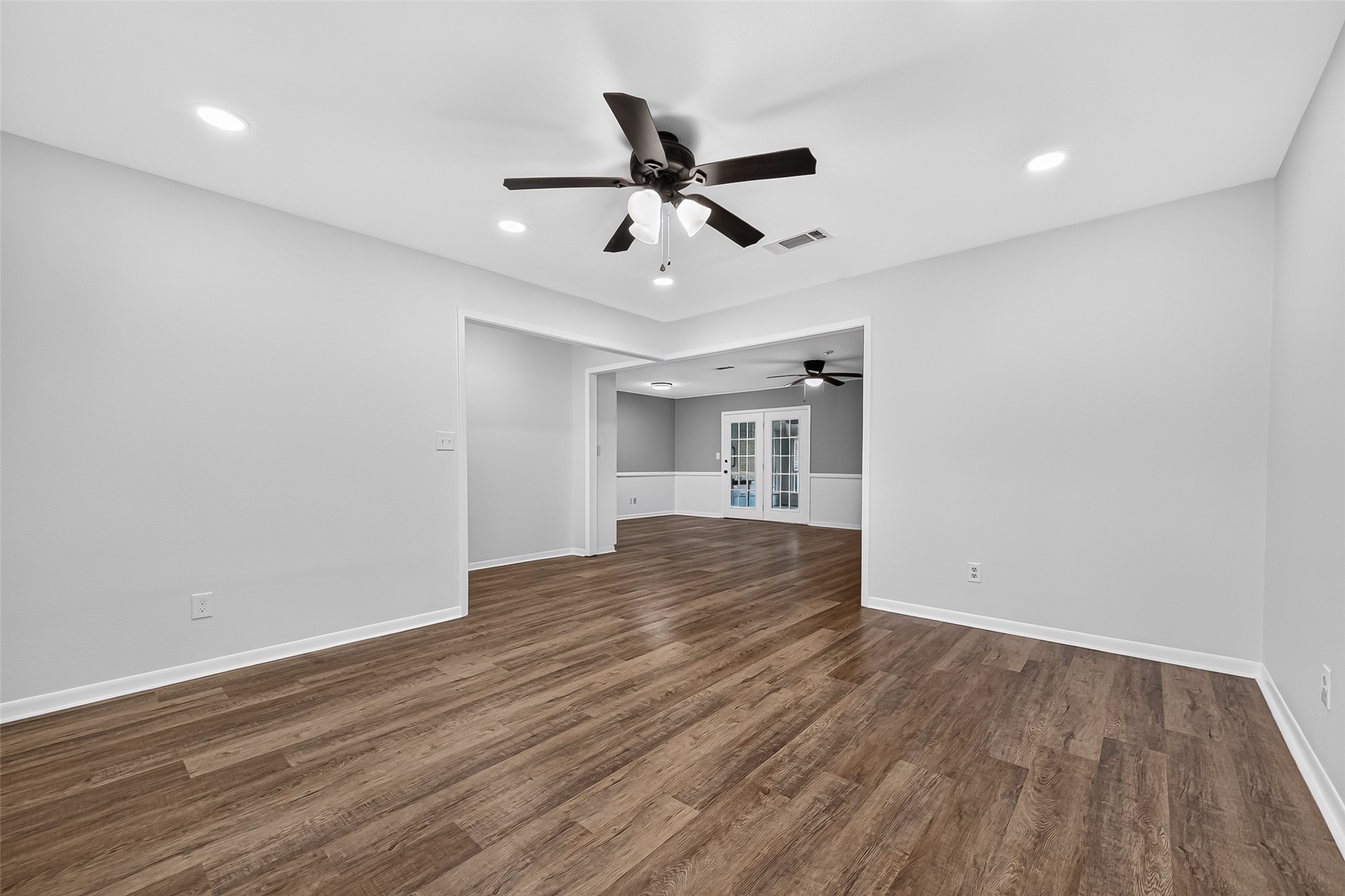 1405 Ladelle Street Property Photo 6
