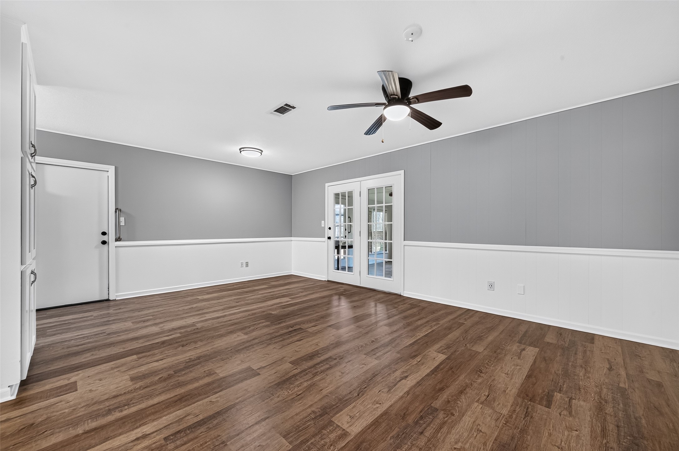 1405 Ladelle Street Property Photo 7