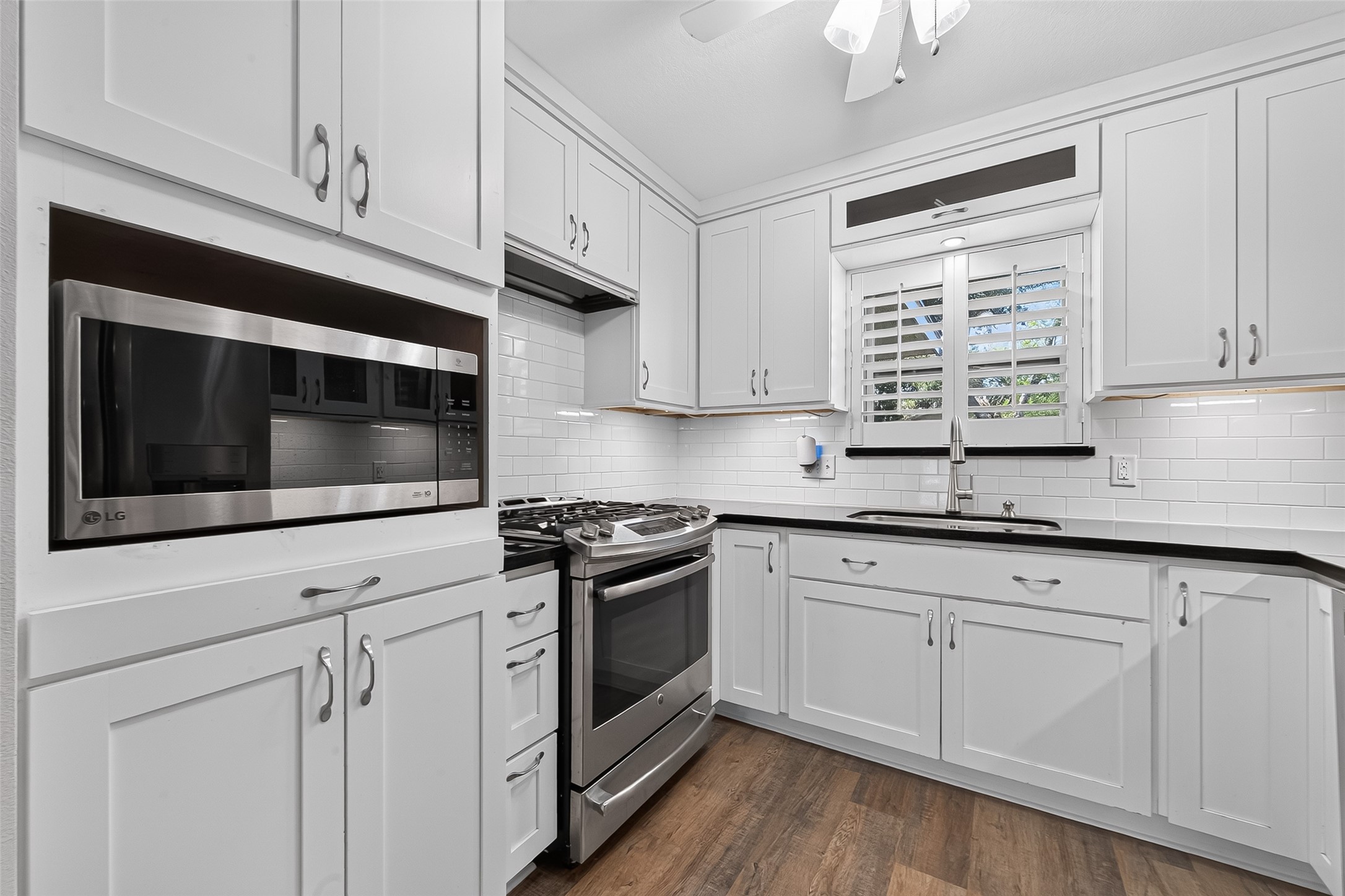 1405 Ladelle Street Property Photo 12