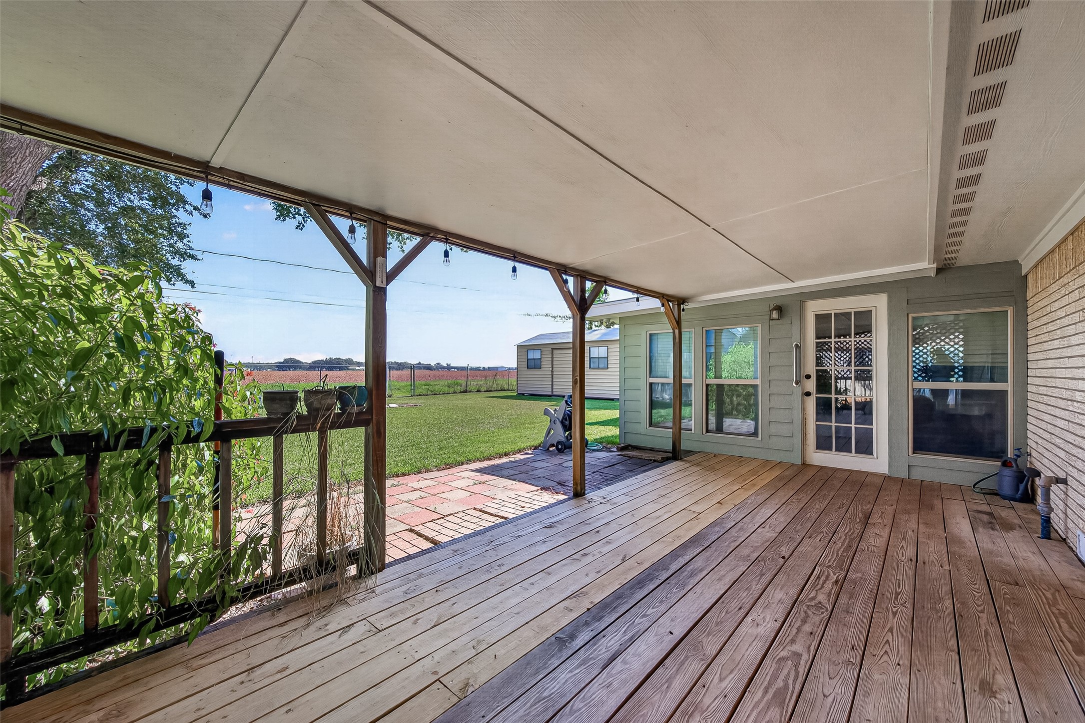 1405 Ladelle Street Property Photo 25