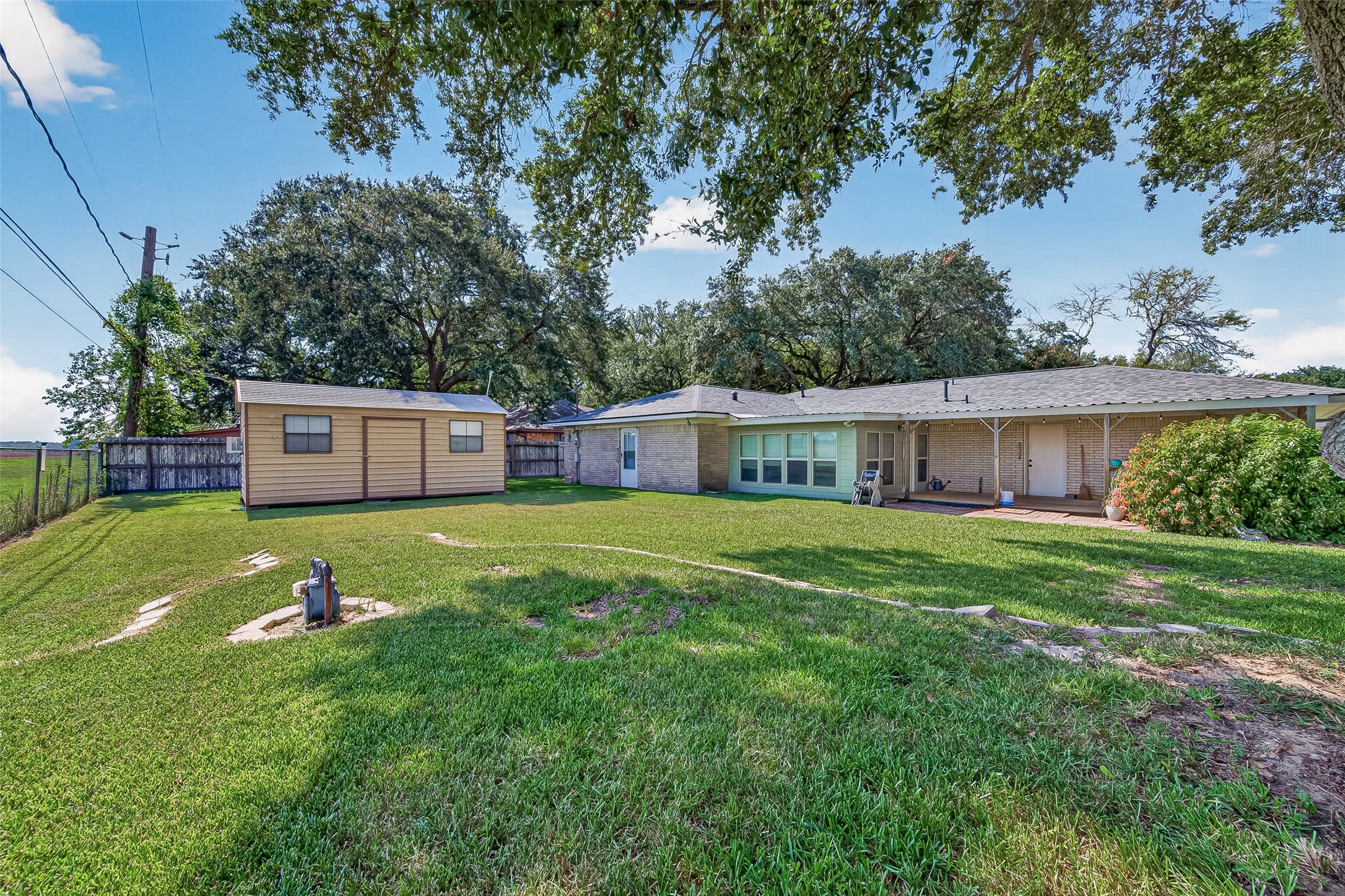 1405 Ladelle Street Property Photo 27