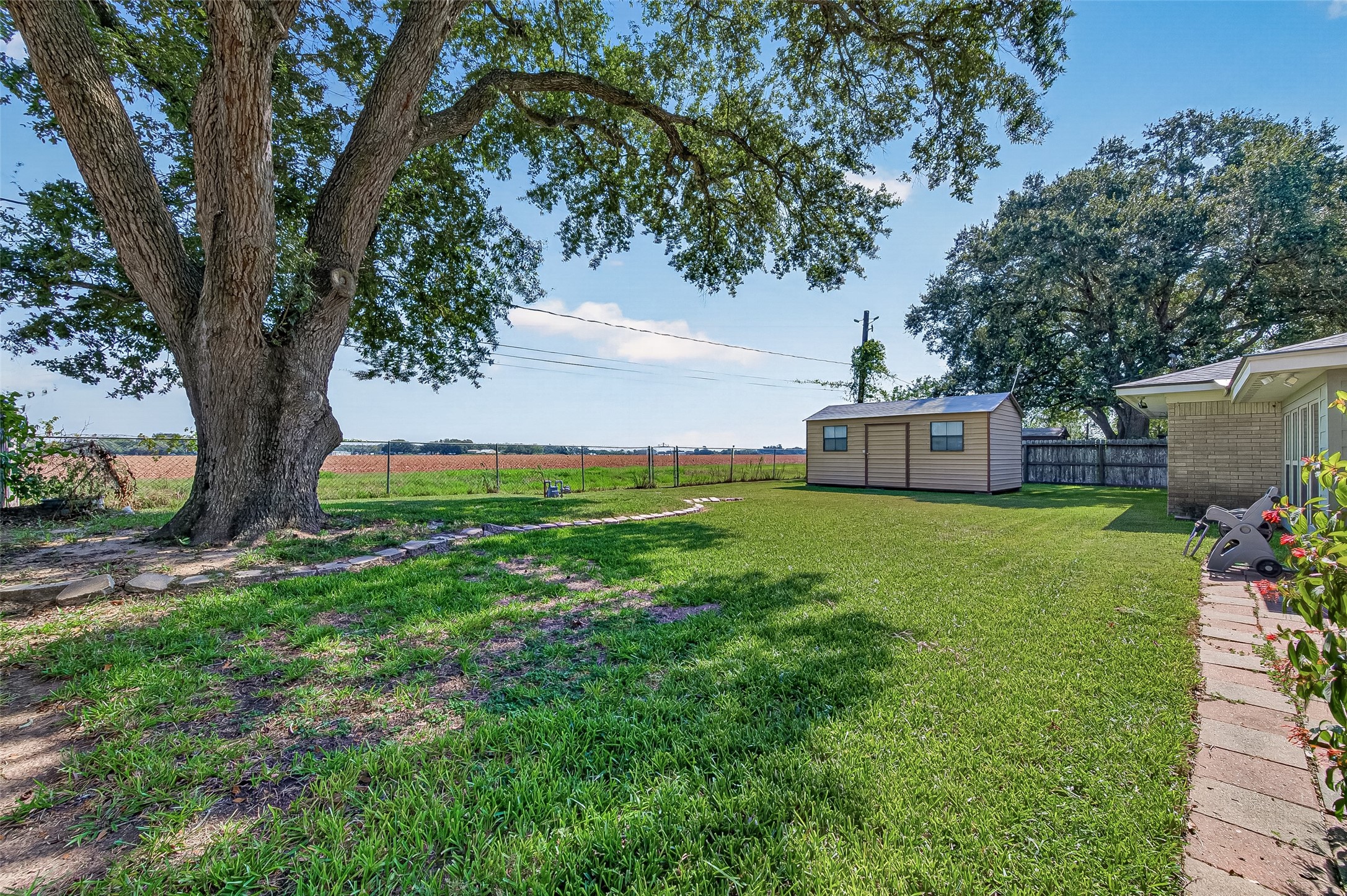 1405 Ladelle Street Property Photo 30