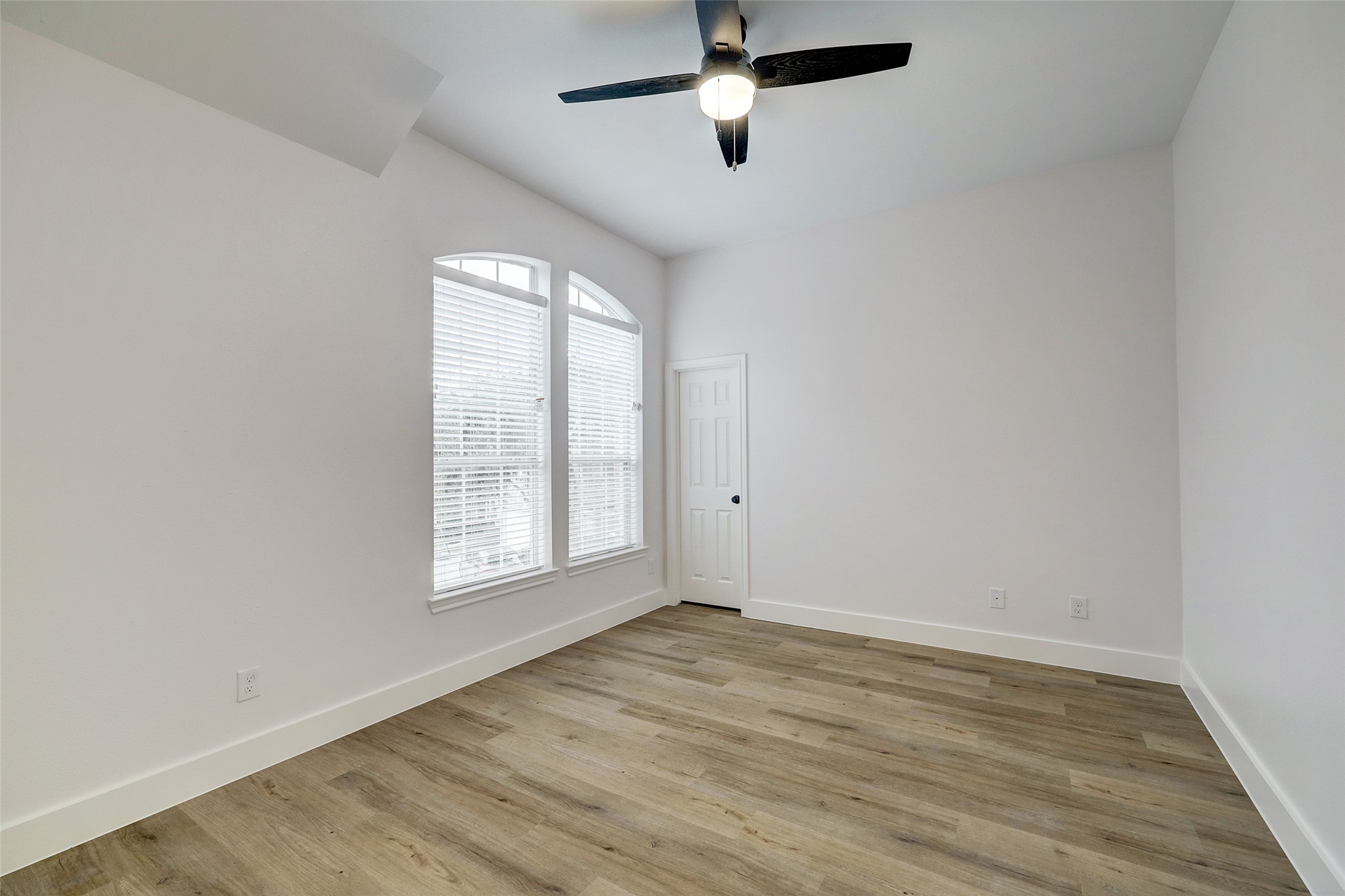 3550 Urban Woods Trail Property Photo 15