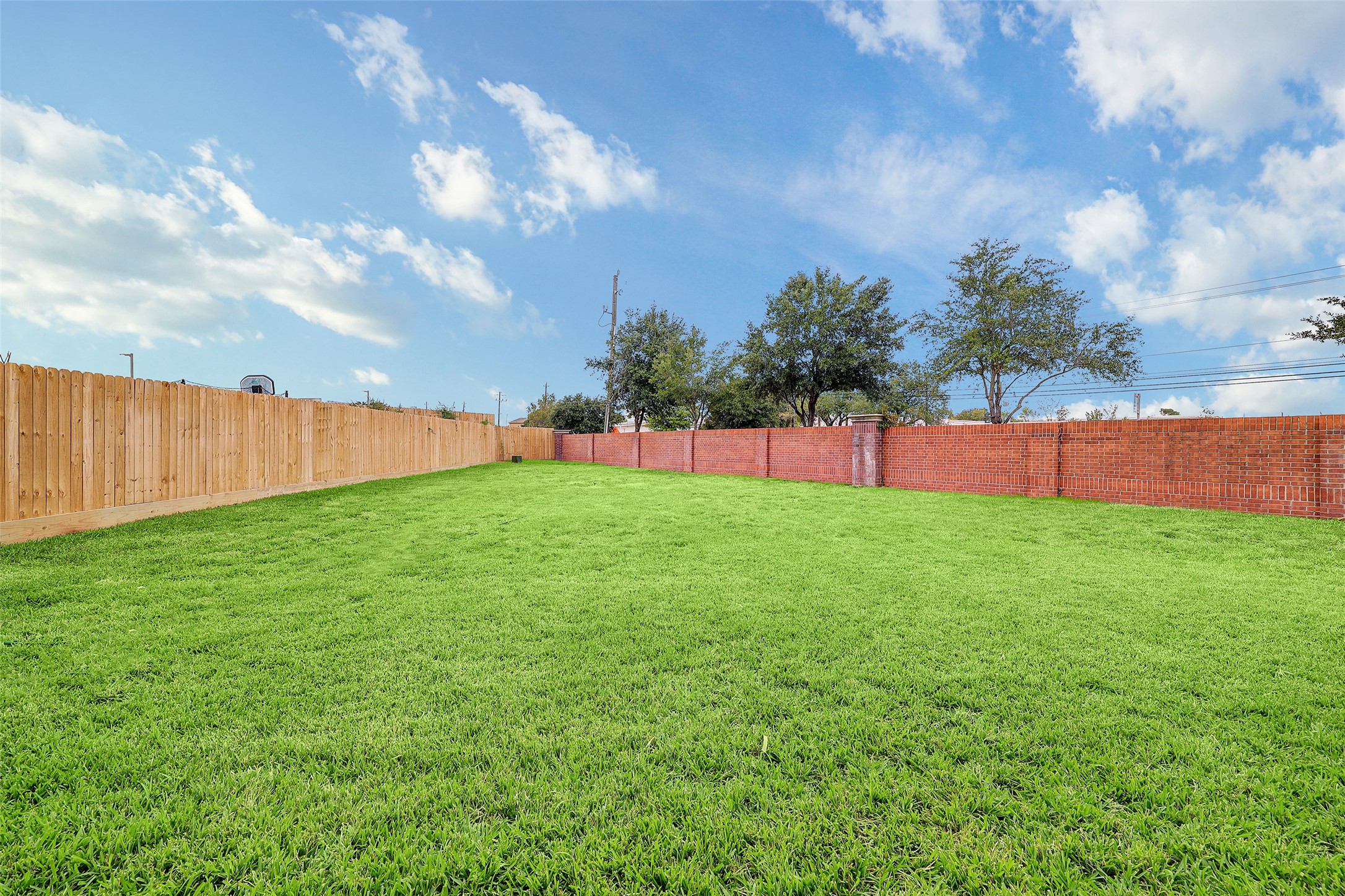 3550 Urban Woods Trail Property Photo 25