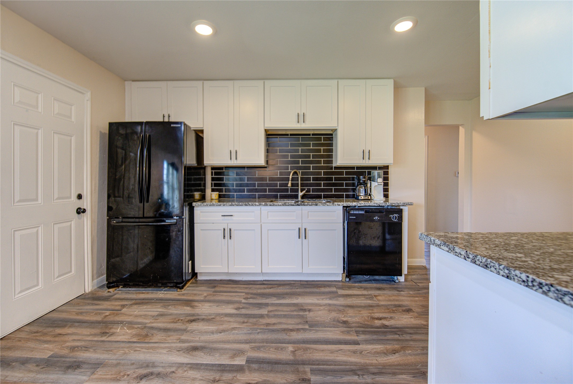 7318 Hummingbird Lane Property Photo 18