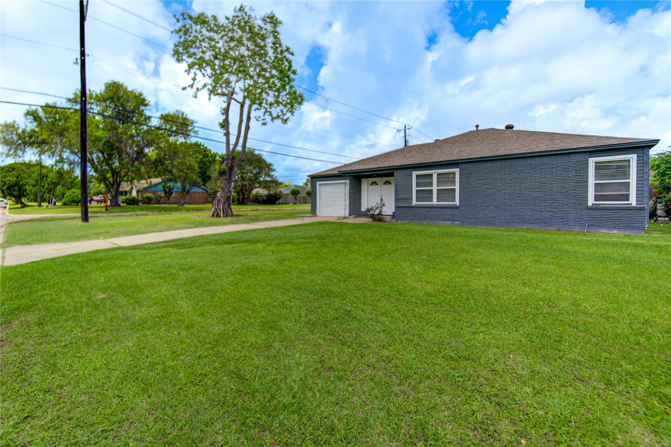7318 Hummingbird Lane Property Photo 37