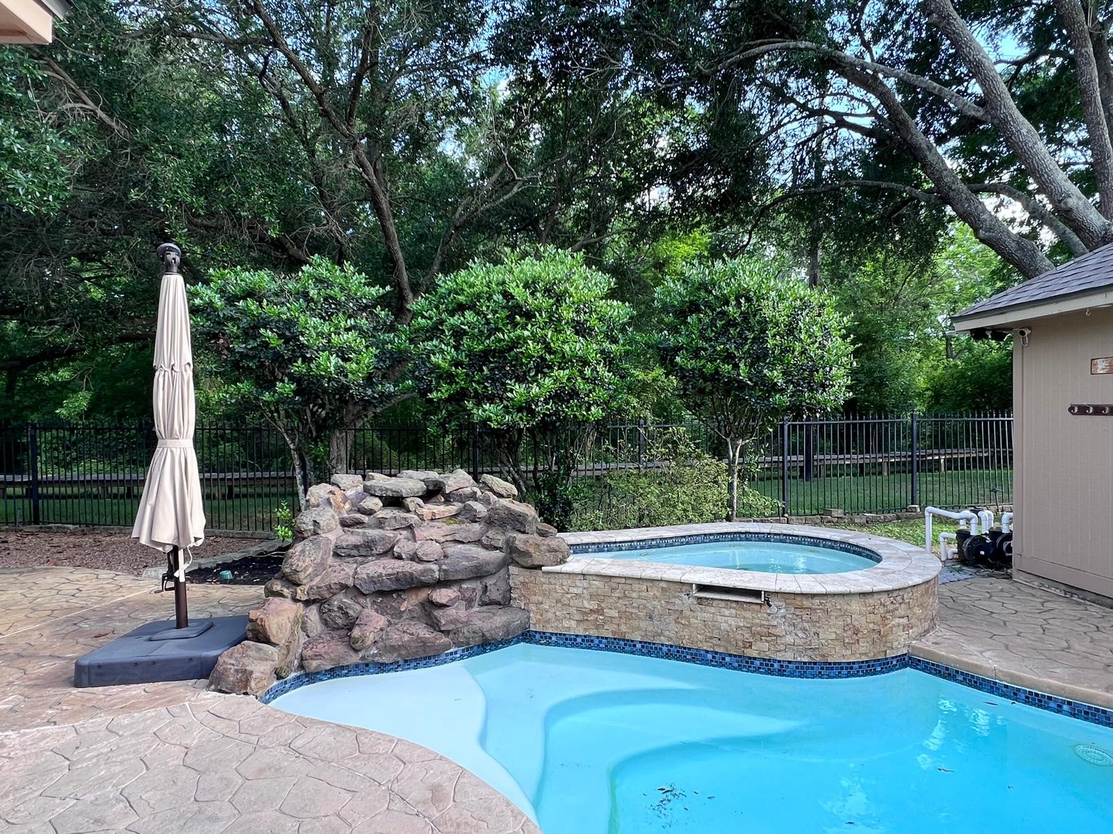 4519 Castlewood Street Property Photo 1