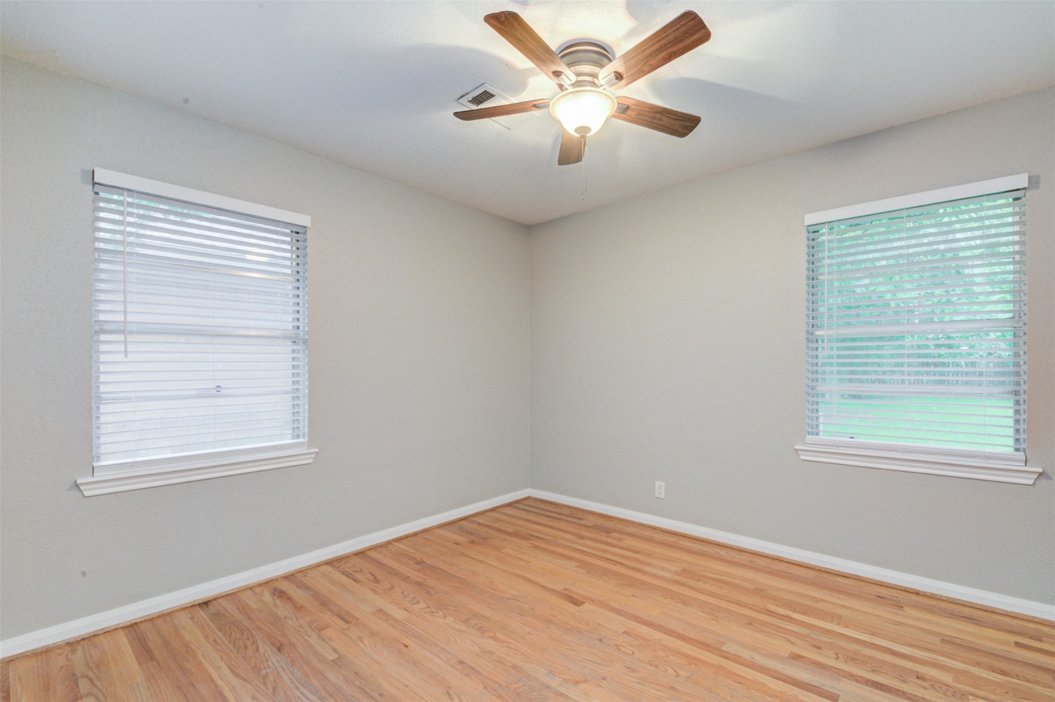 2219 Wakefield Drive Property Photo 13