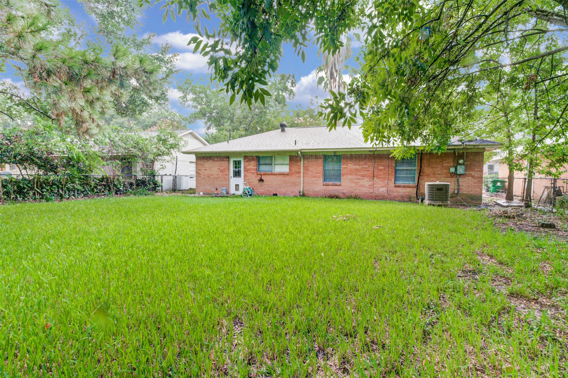 2219 Wakefield Drive Property Photo 22