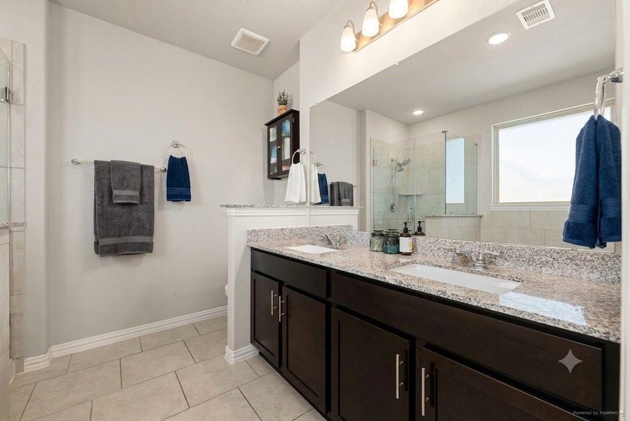 8414 Divot Trce Property Photo 6