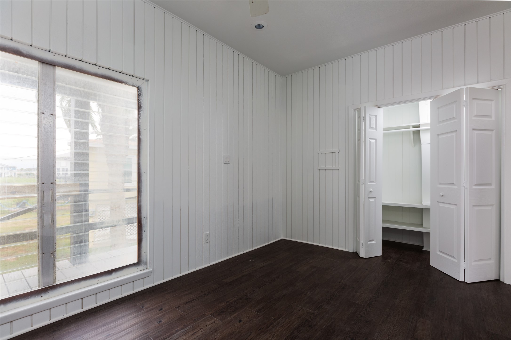 4907 Jolly Roger Road Property Photo 8
