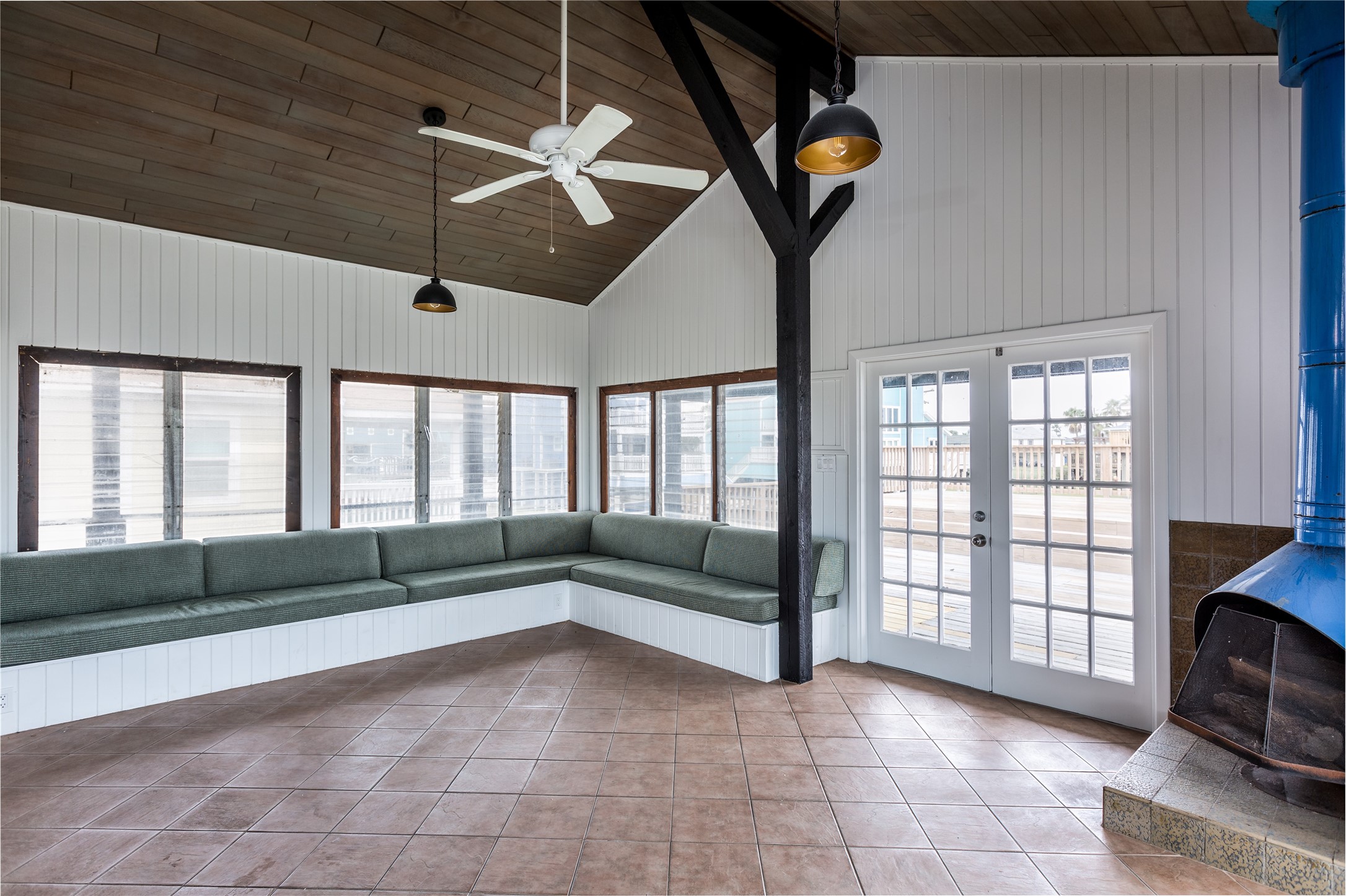 4907 Jolly Roger Road Property Photo 11