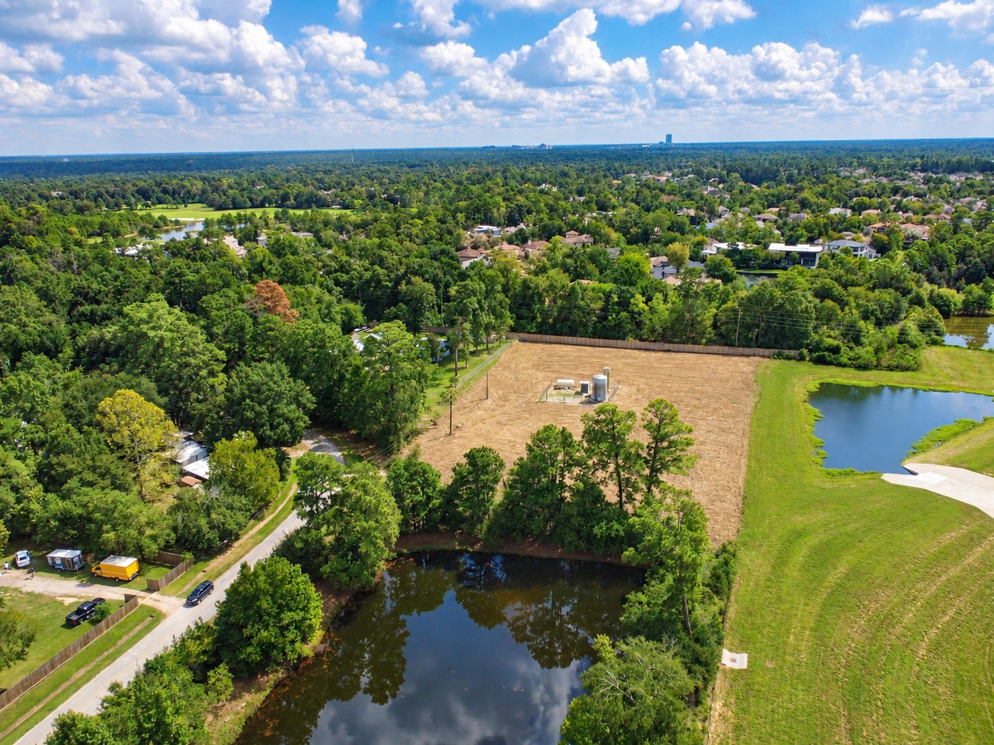 8111 Rolling Oaks Dr Property Photo 8
