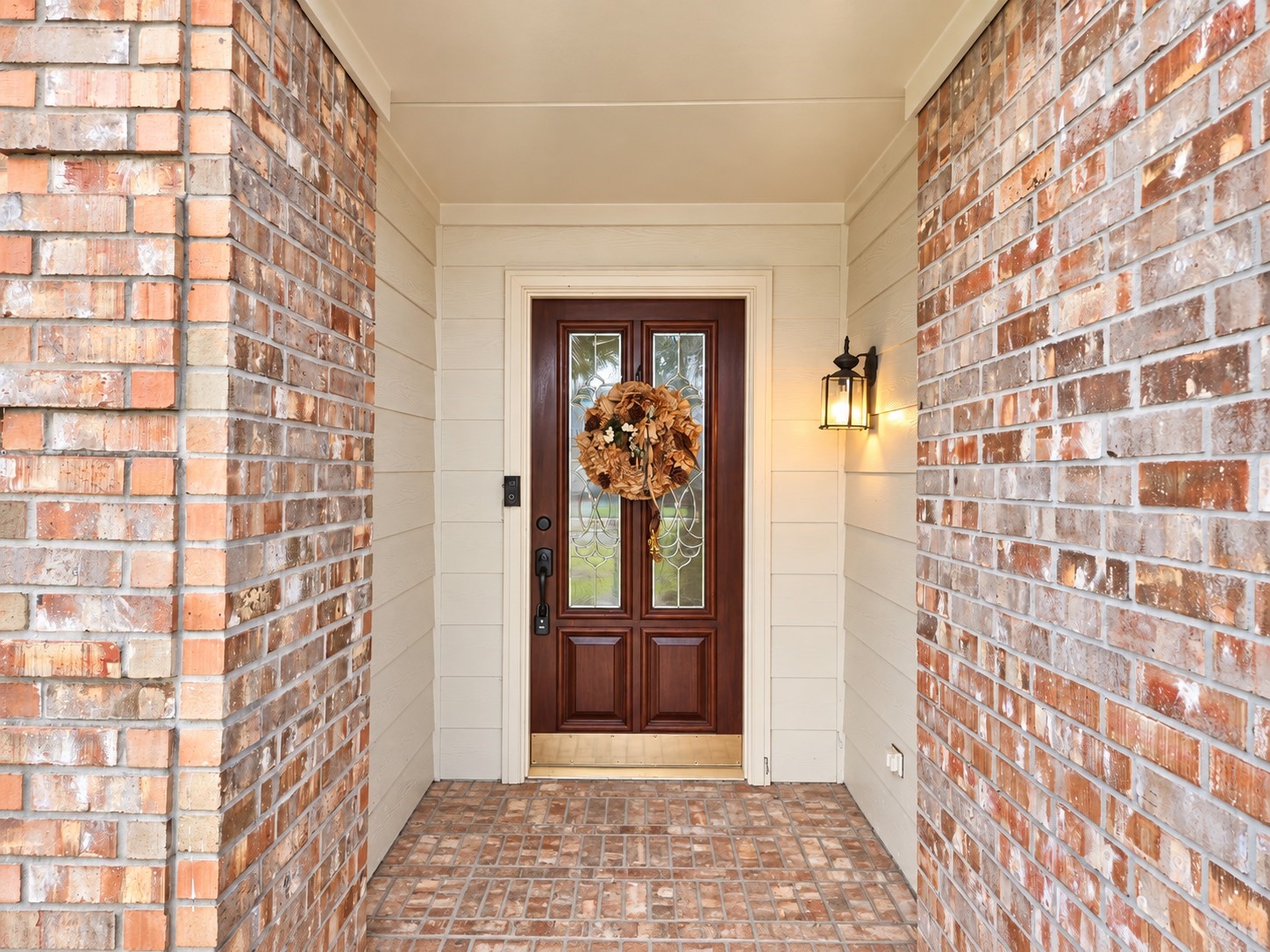 2610 Parkbriar Lane Property Photo 3