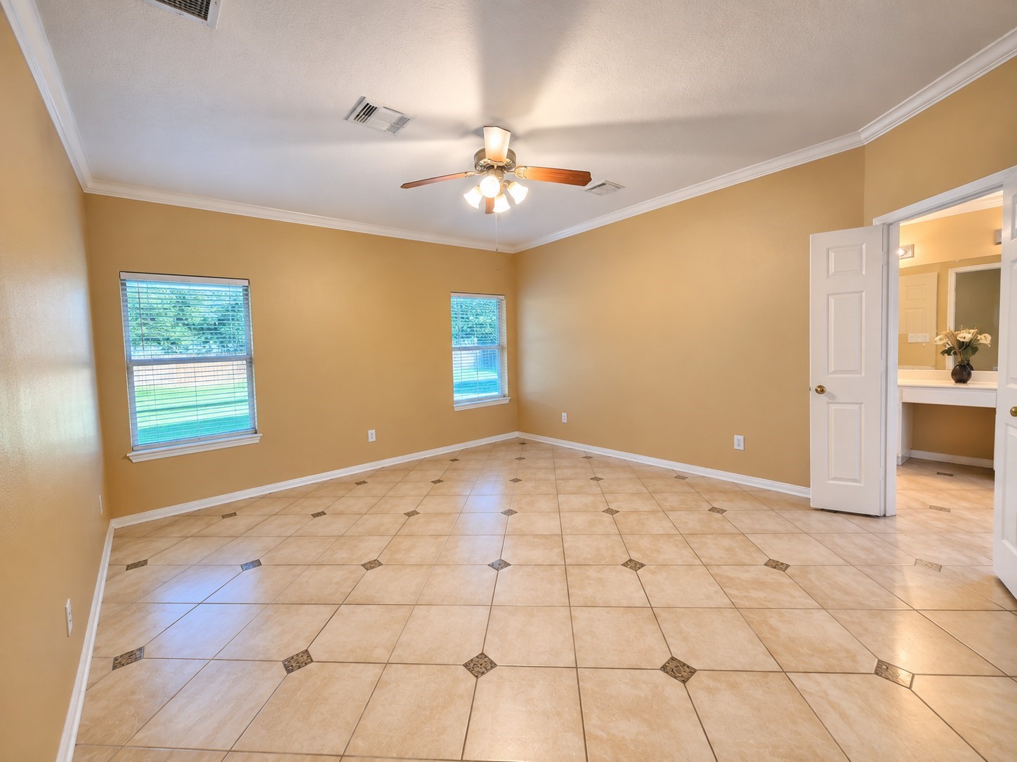 2610 Parkbriar Lane Property Photo 13