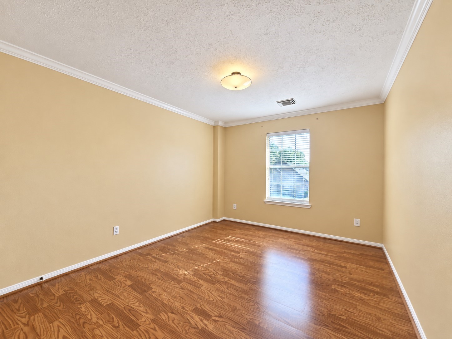 2610 Parkbriar Lane Property Photo 24