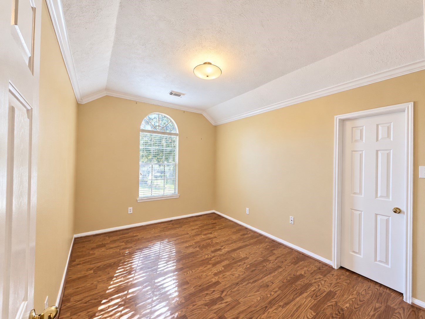 2610 Parkbriar Lane Property Photo 25
