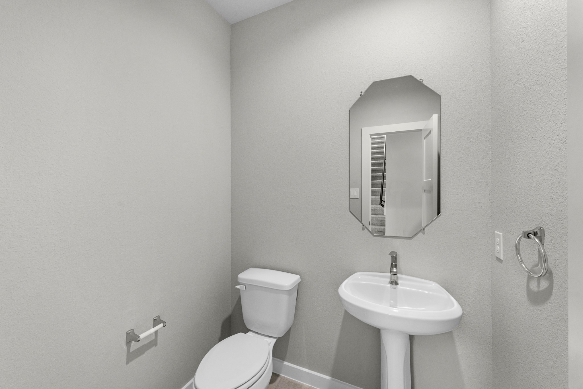 19014 Baldcypress Basin Lane Property Photo 12