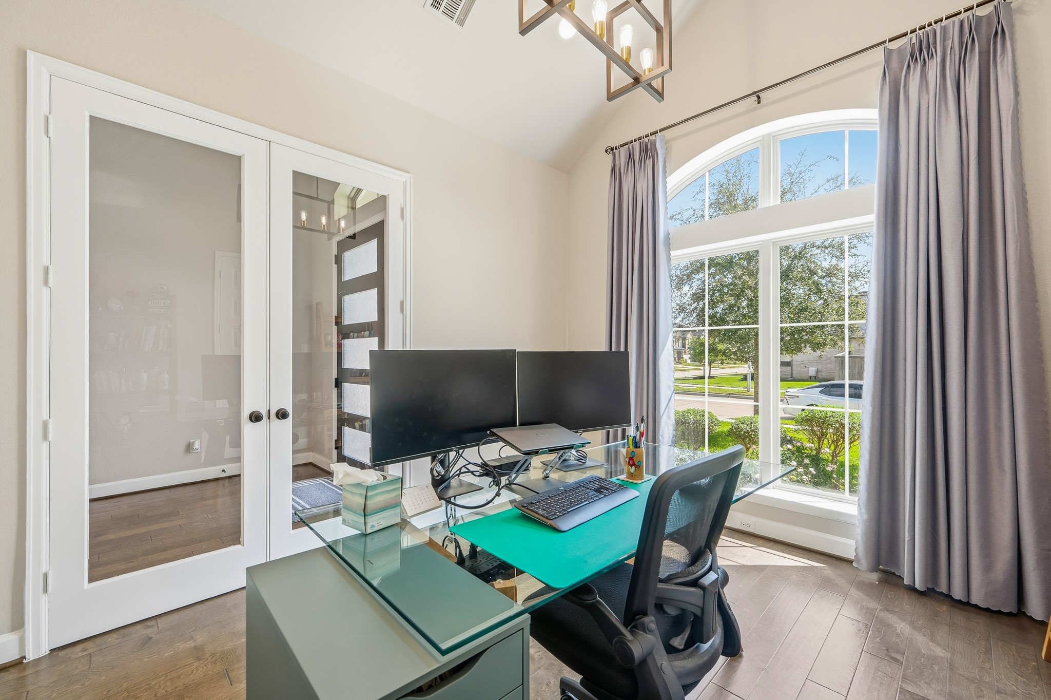 2106 Stargrass Drive Property Photo 12