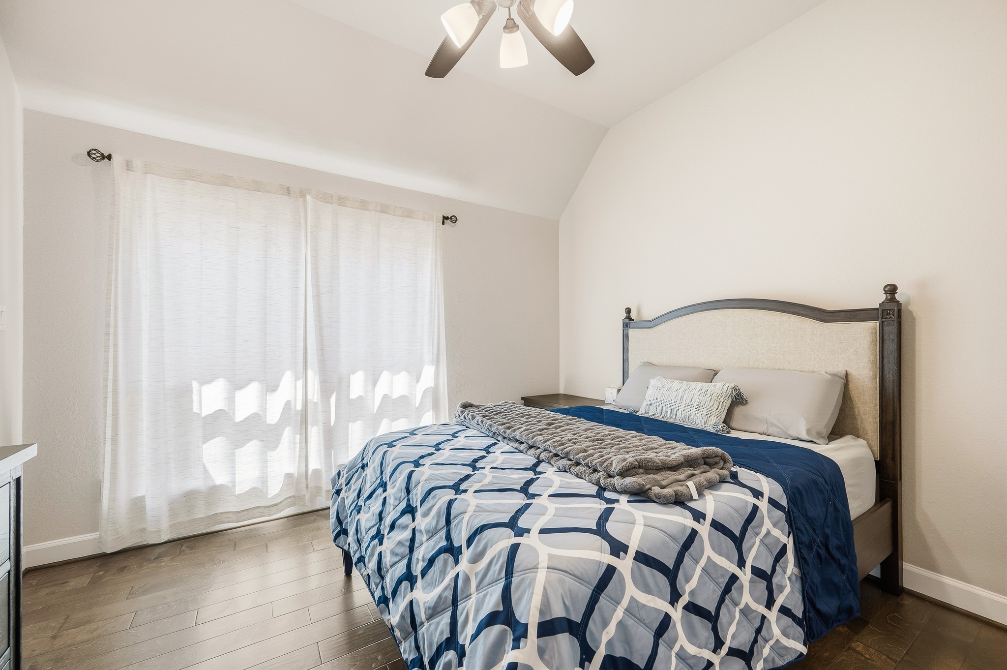 2106 Stargrass Drive Property Photo 33