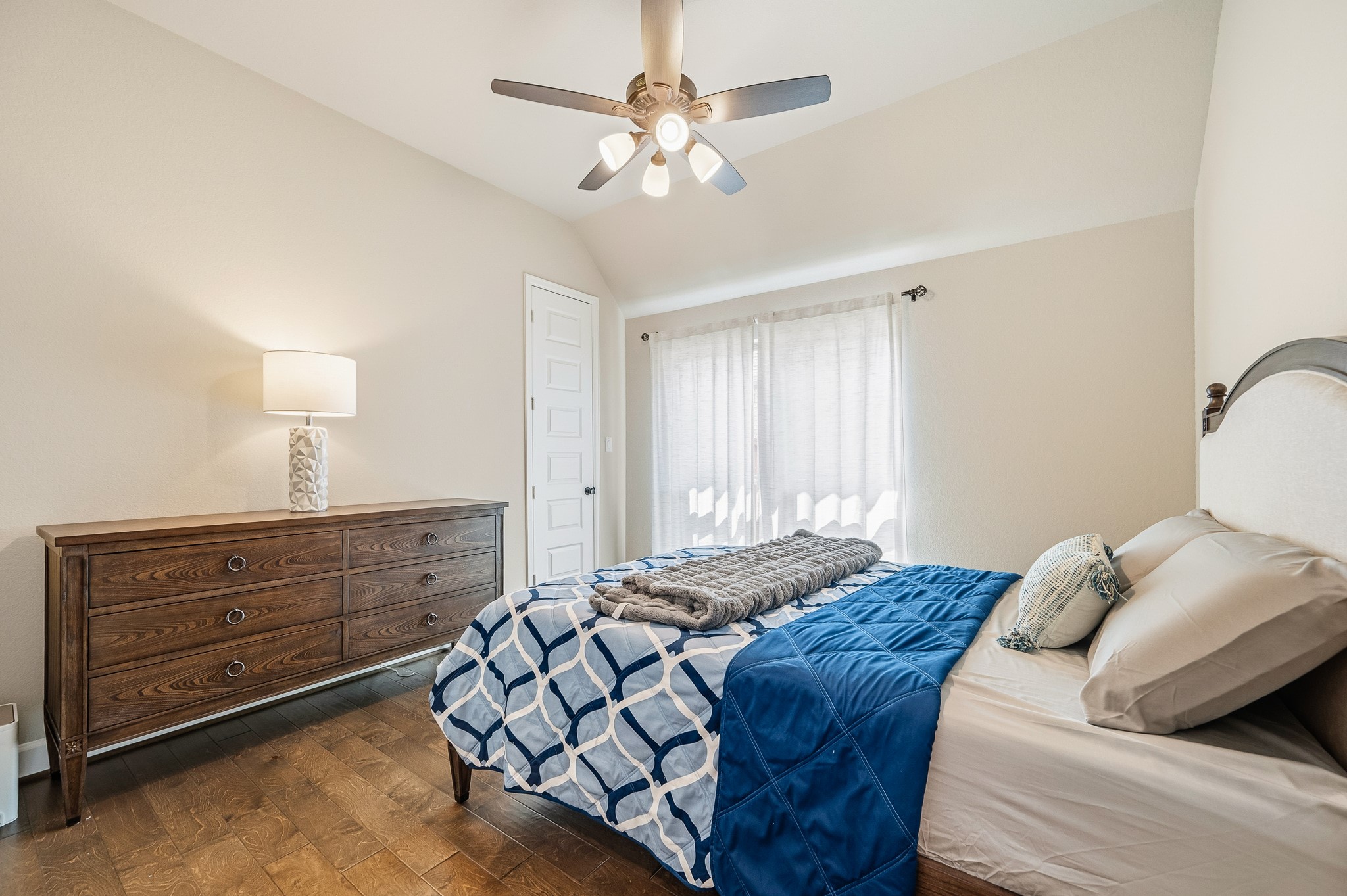 2106 Stargrass Drive Property Photo 35