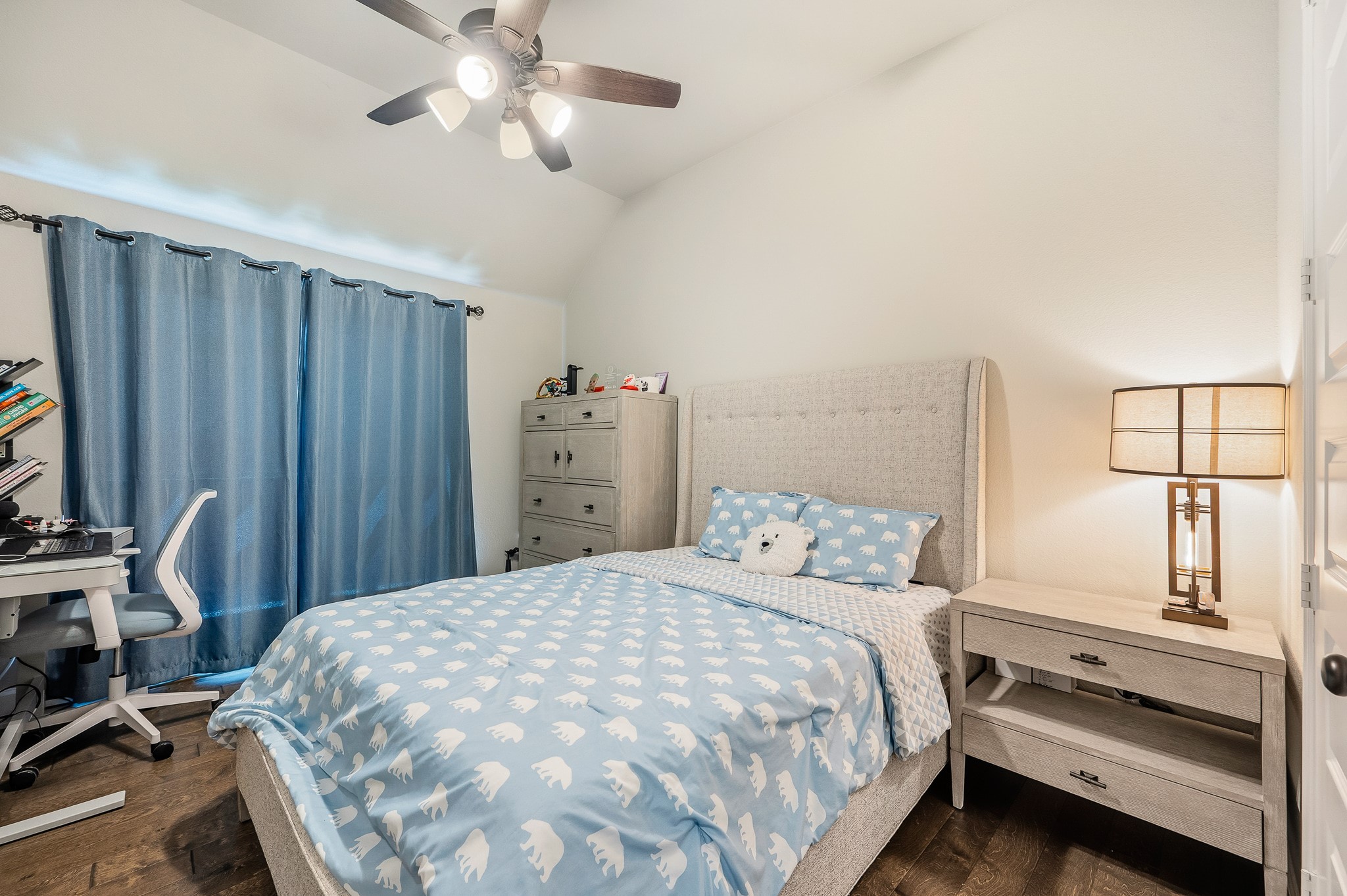 2106 Stargrass Drive Property Photo 38
