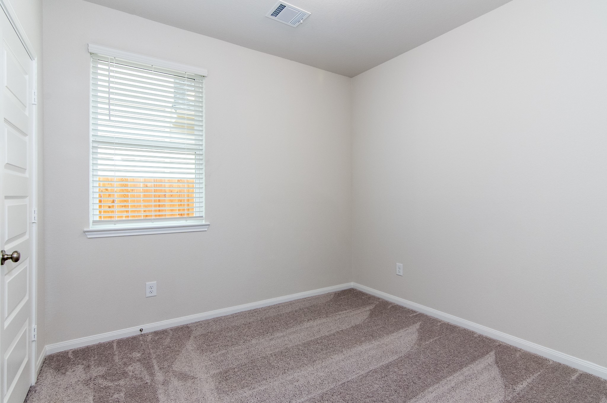 18499 Sunrise Maple Drive Property Photo 15