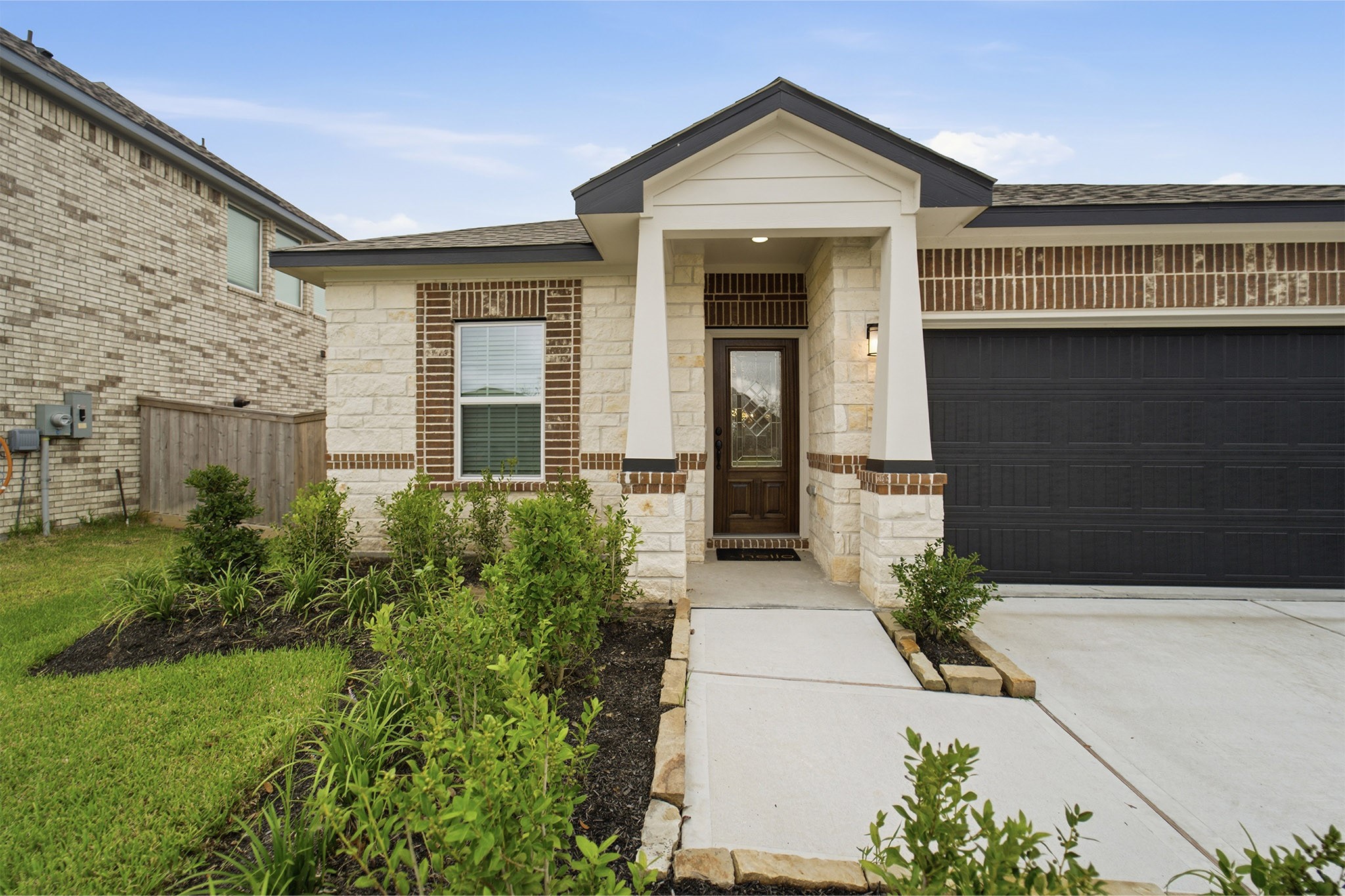 5232 Cypress Rose Drive Property Photo 2