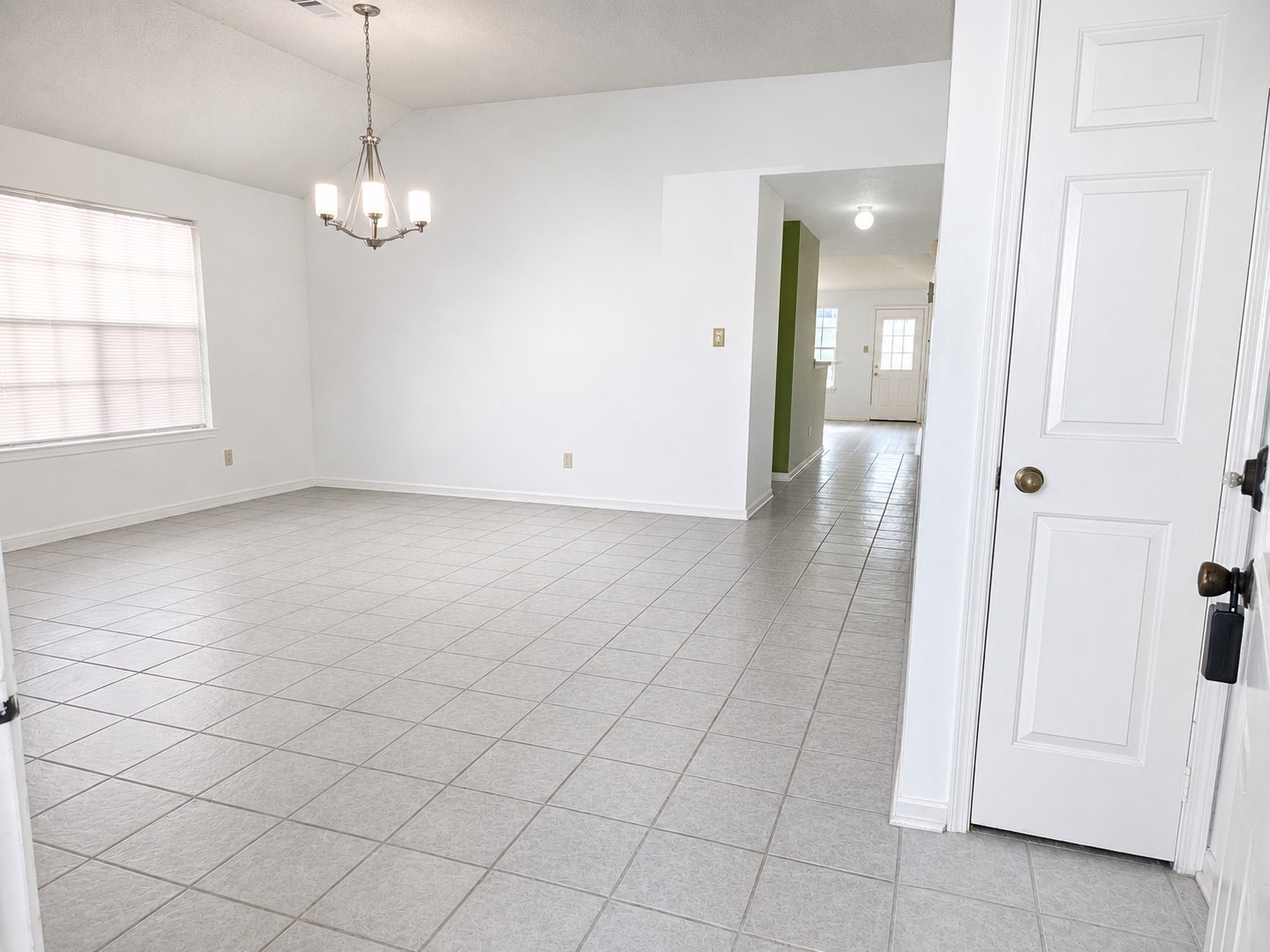 17006 Dusty Mill Drive E Property Photo 4