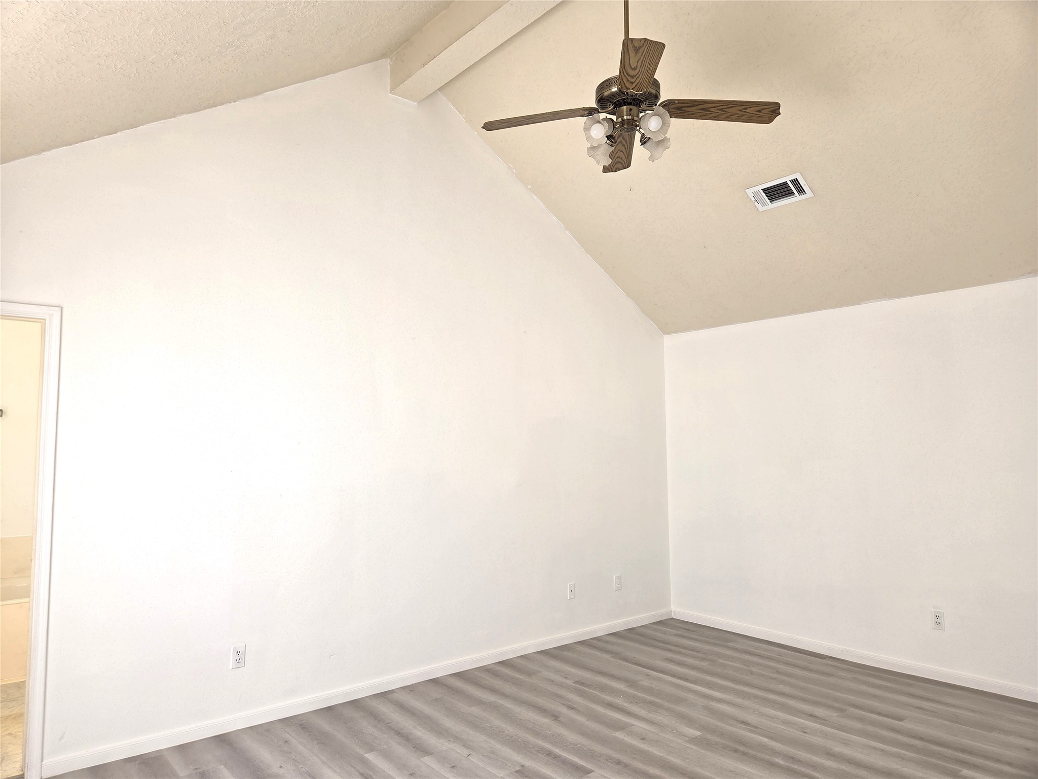 17006 Dusty Mill Drive E Property Photo 23