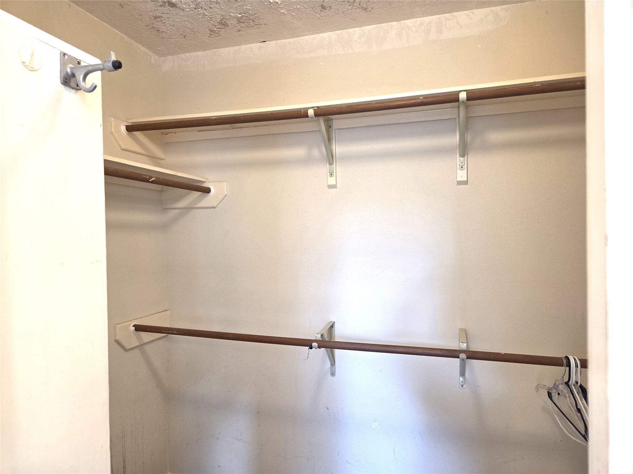 17006 Dusty Mill Drive E Property Photo 27