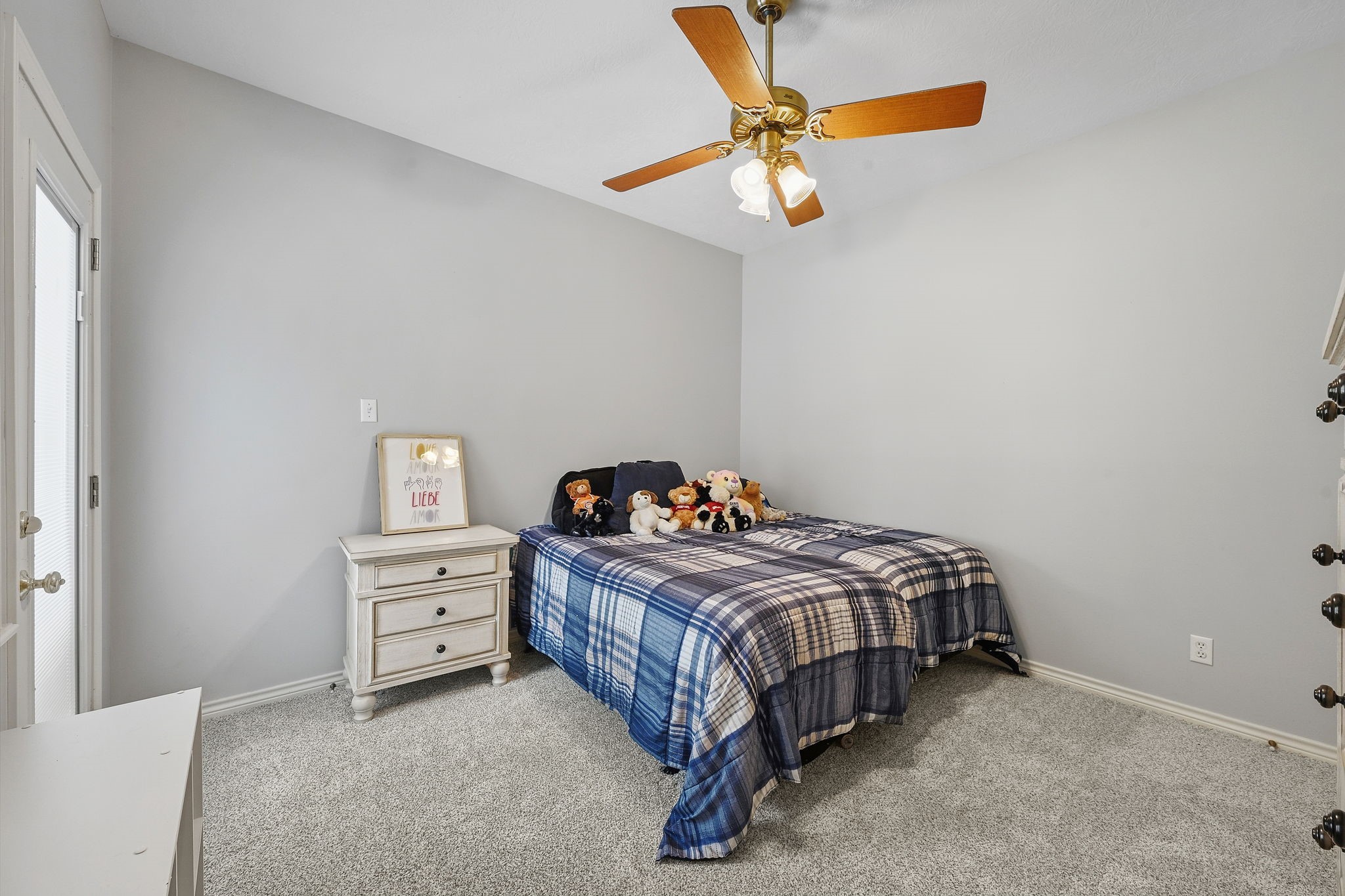 7601 Jones Road Property Photo 15
