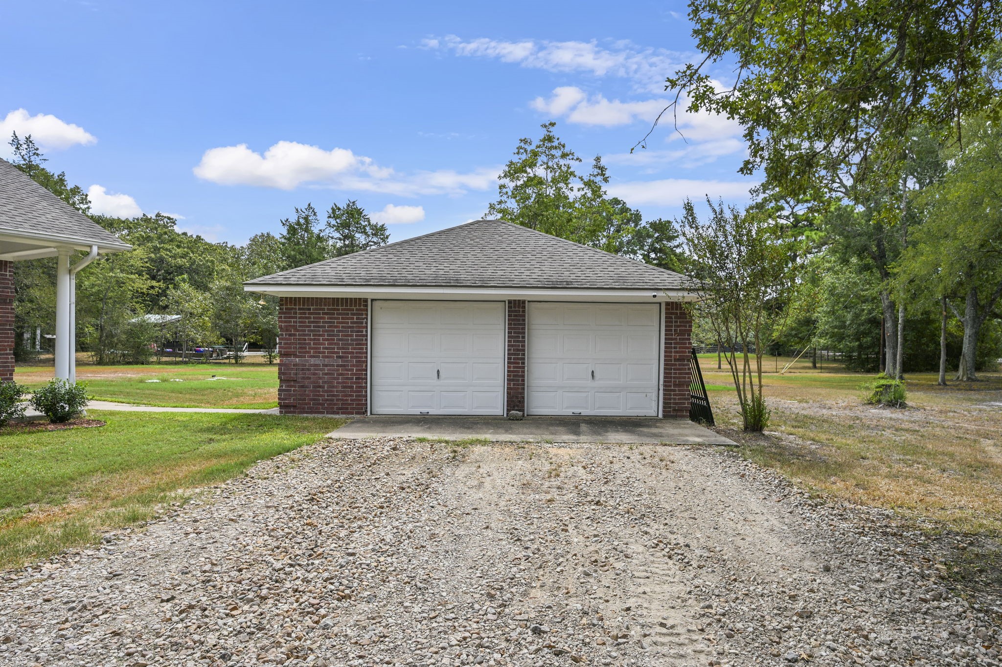 7601 Jones Road Property Photo 19