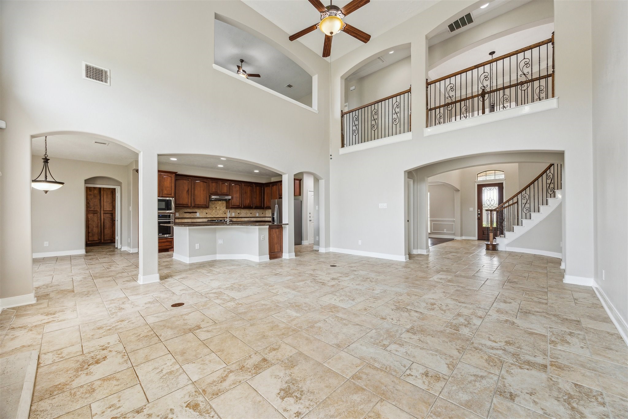 4119 Candlewood Lane Property Photo 8