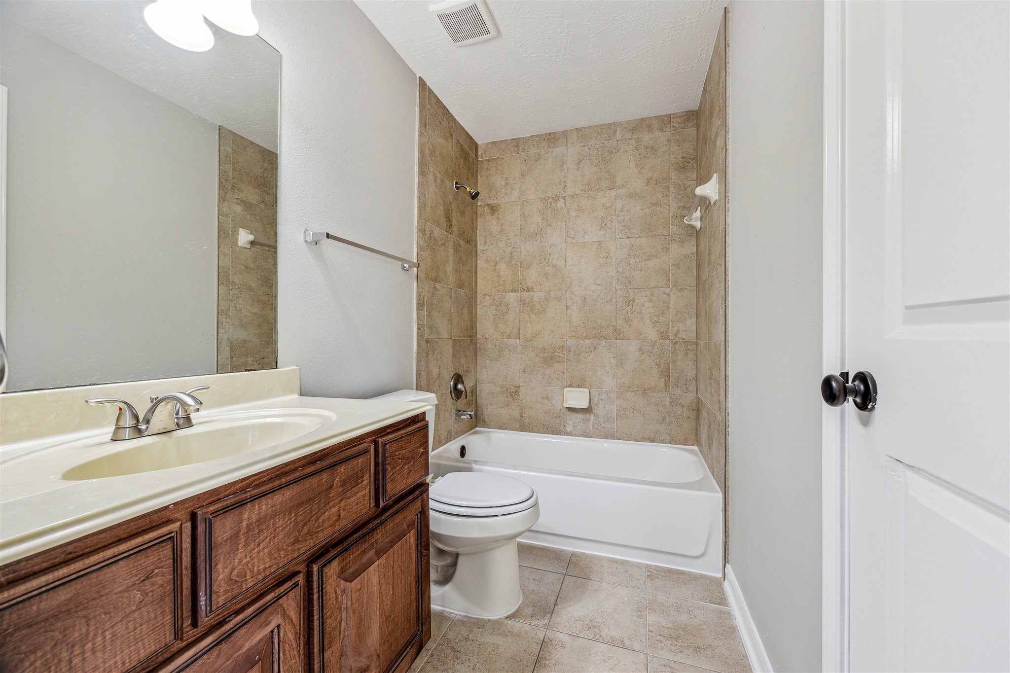 4119 Candlewood Lane Property Photo 24