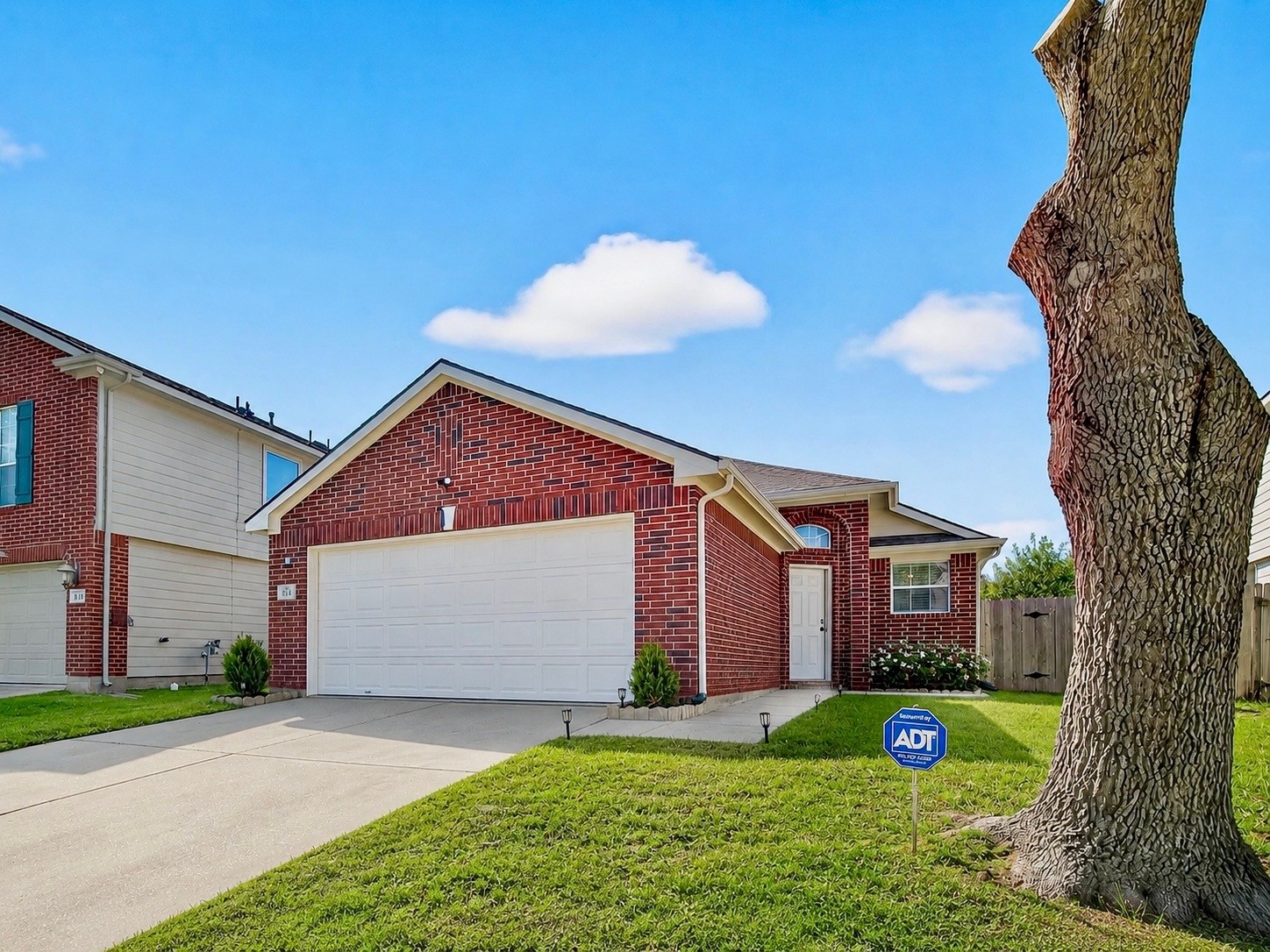 9139 Magnolia View Property Photo 1