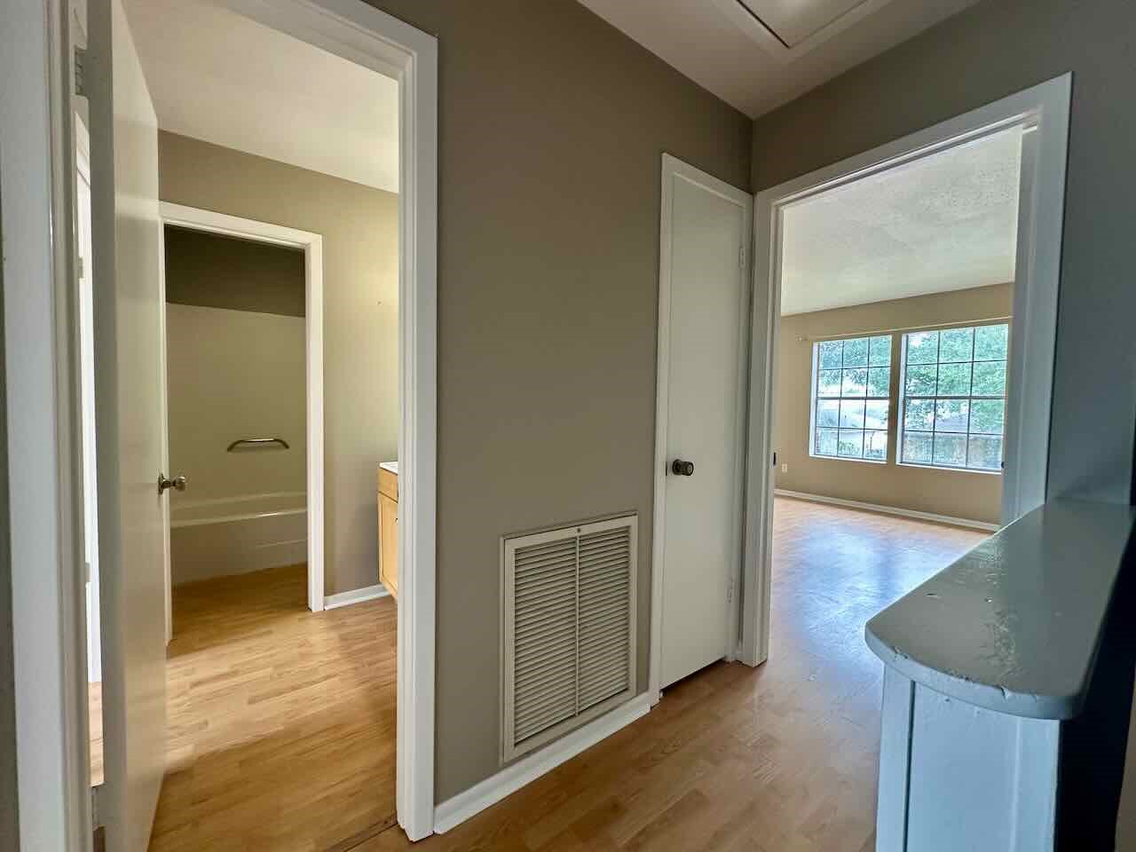 541 Longmeadow Street Property Photo 20