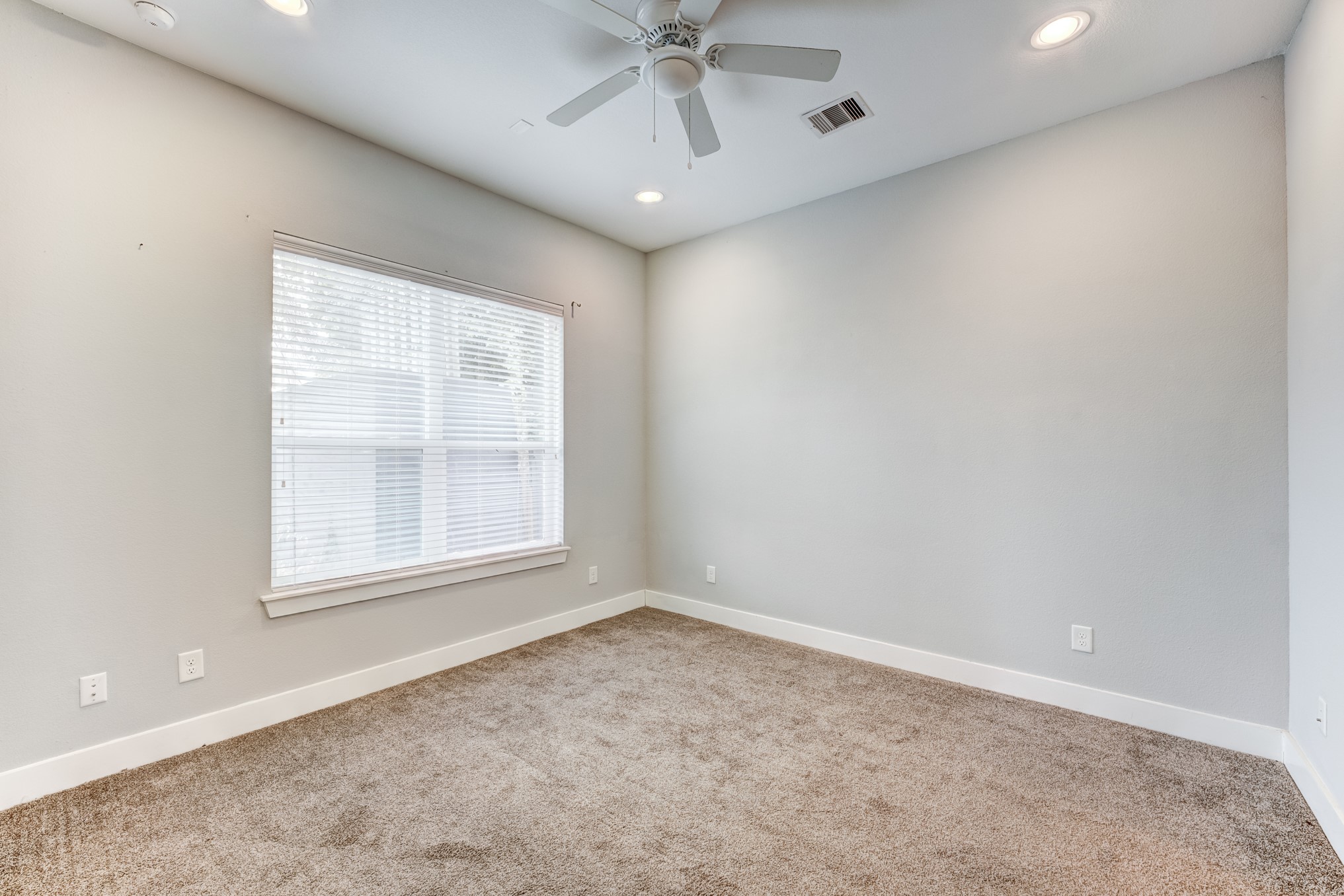 8409 Hempstead Road A Property Photo 7