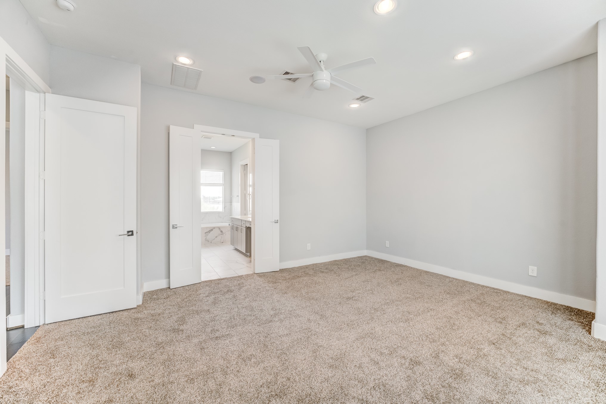 8409 Hempstead Road A Property Photo 26