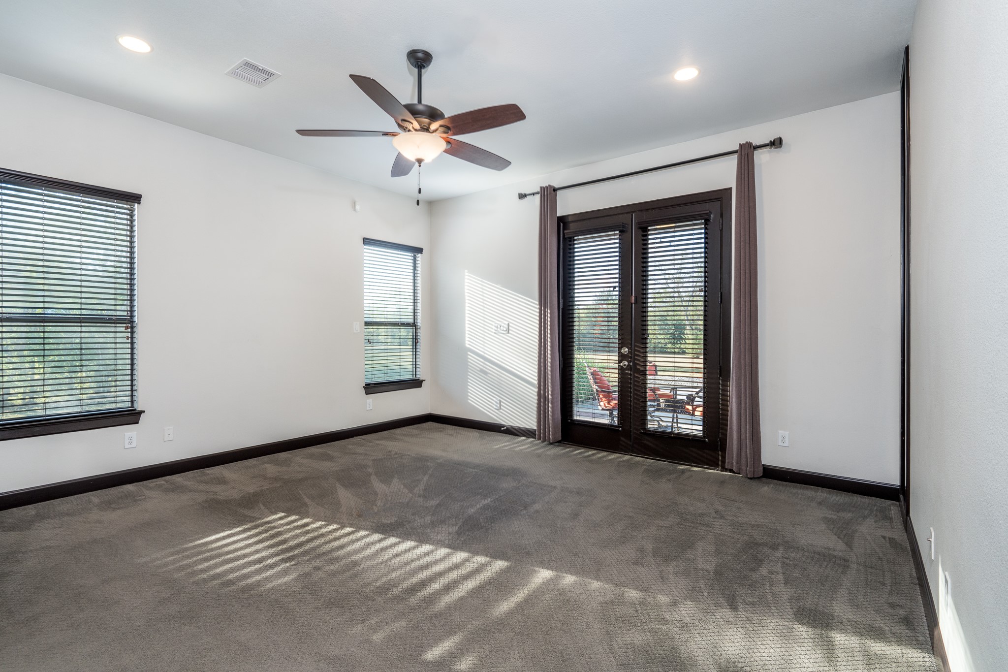 12748 Roy Road Property Photo 31