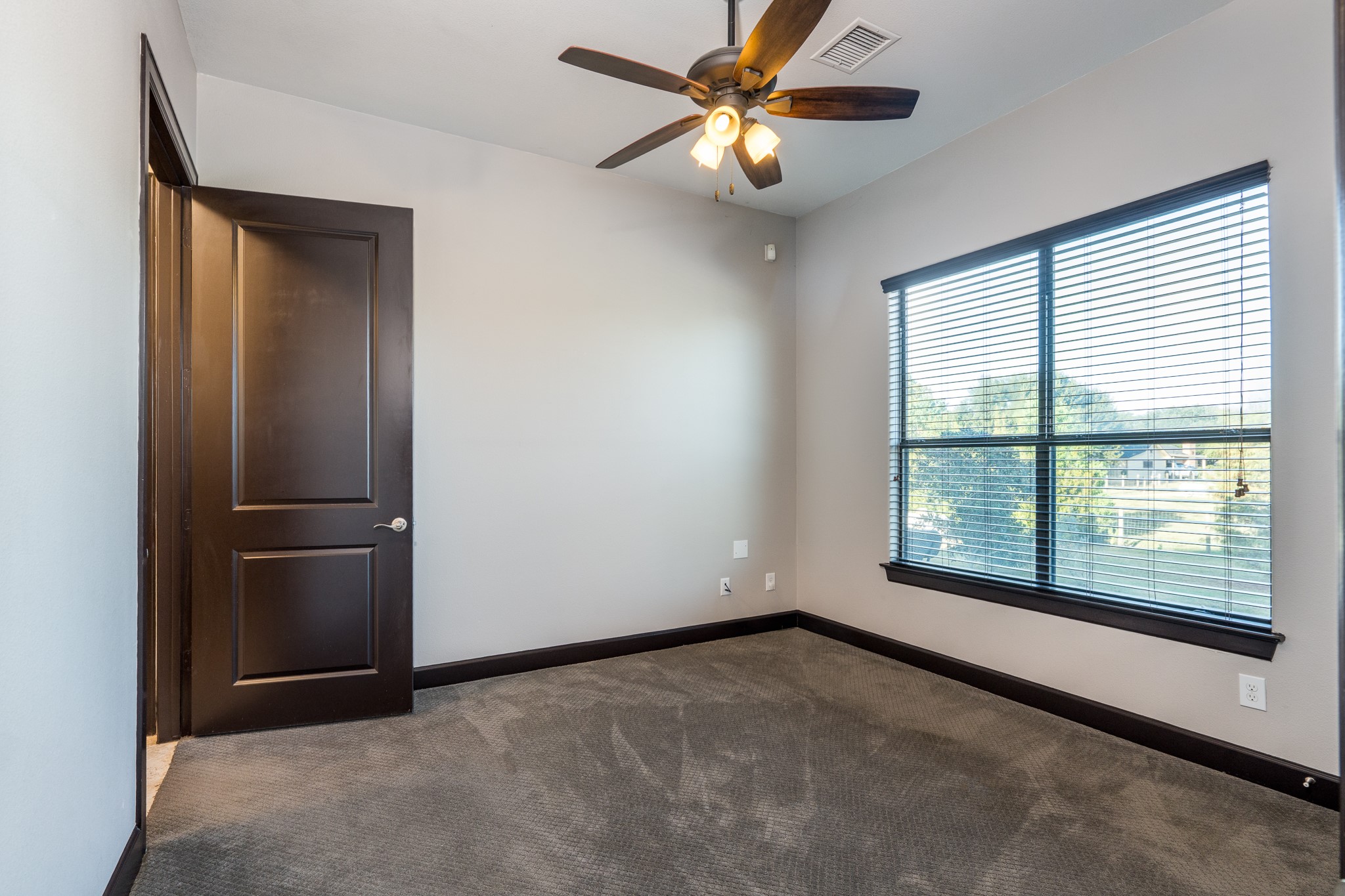 12748 Roy Road Property Photo 36