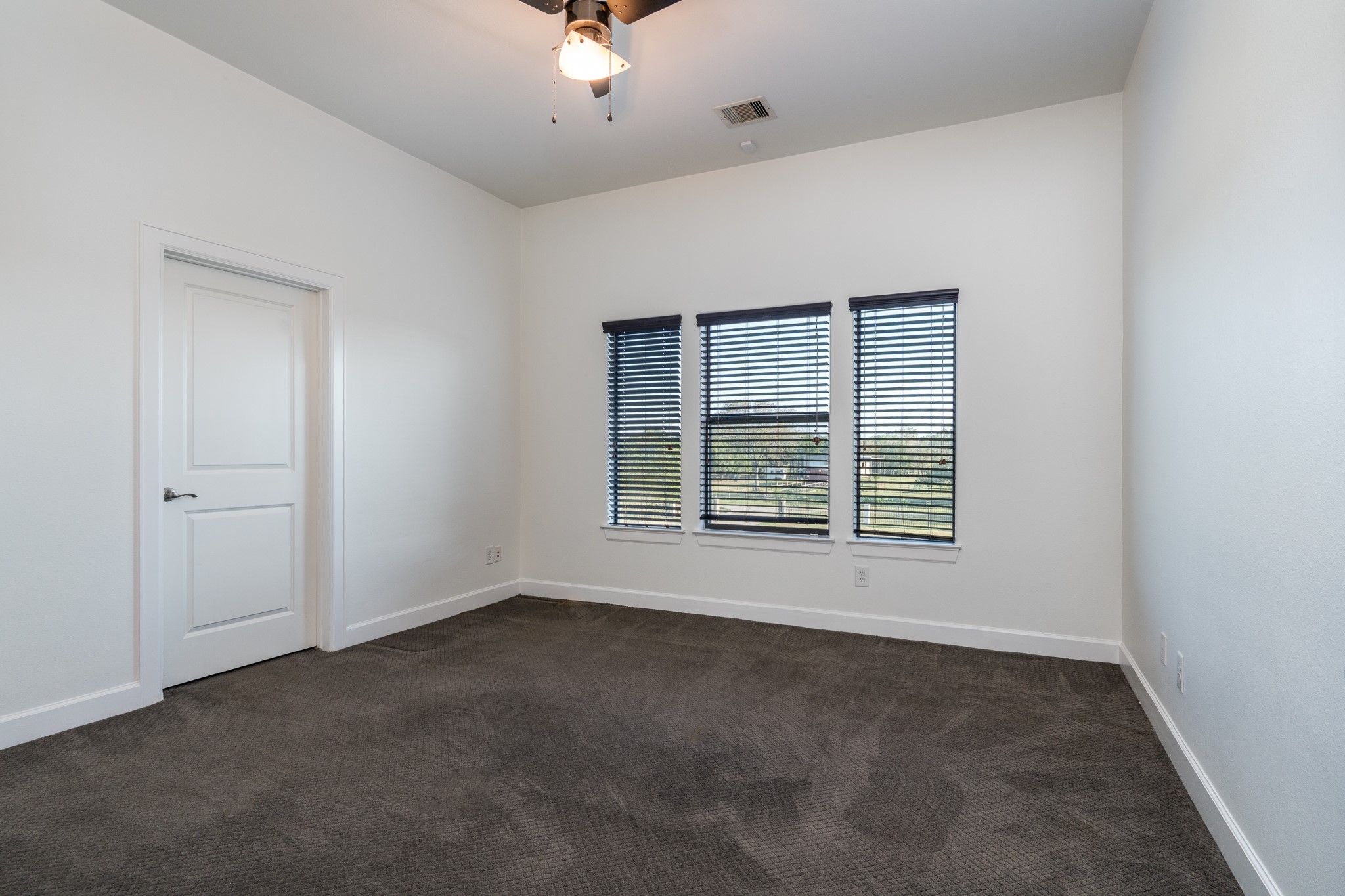 12748 Roy Road Property Photo 47