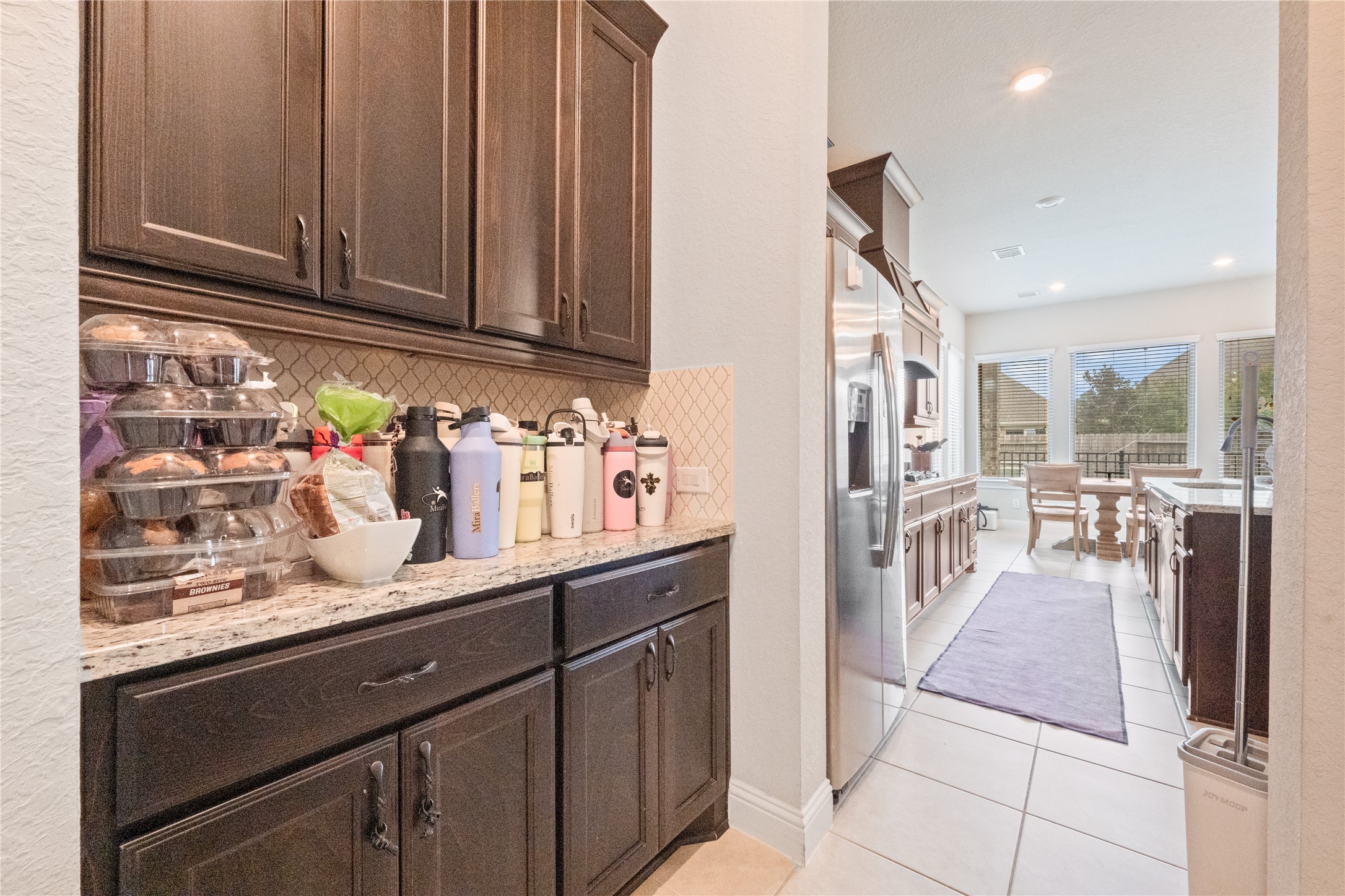 21610 Albertine Drive Property Photo 8