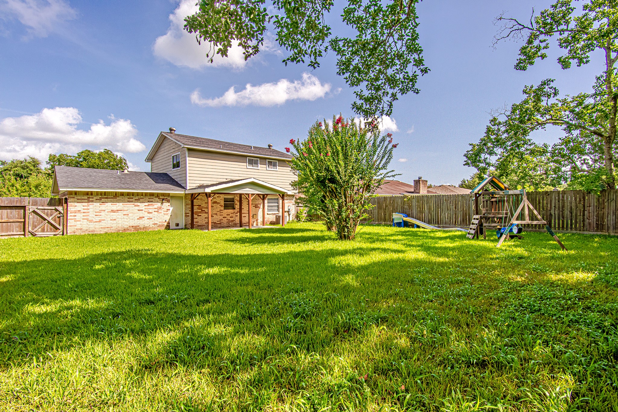 214 Brookdale Drive Property Photo 36