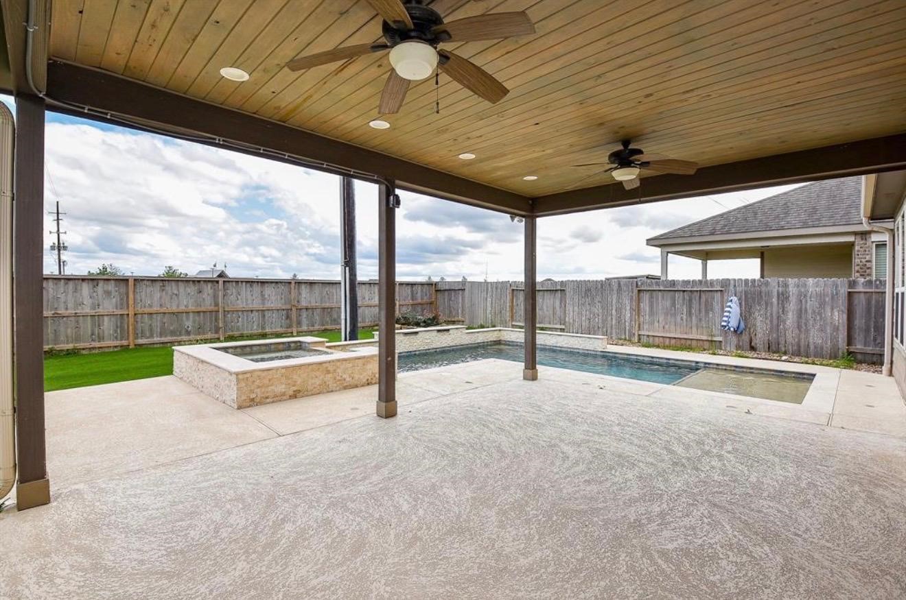 5354 Rue Dela Croix Drive