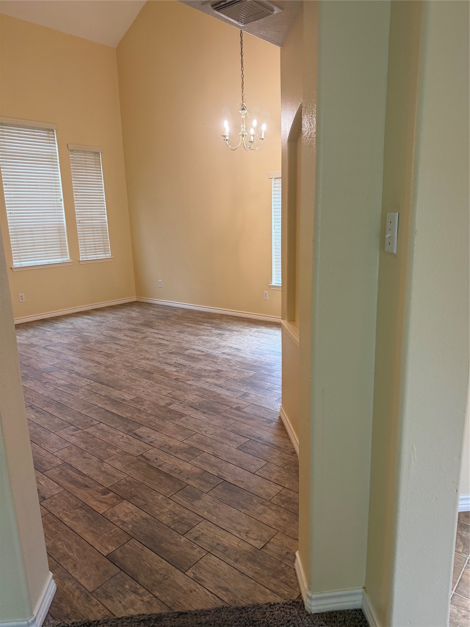 3031 Peerless Pass Ct Property Photo 6