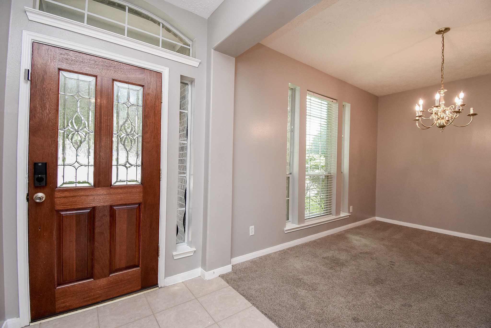 5611 Carta Valley Lane Property Photo 4